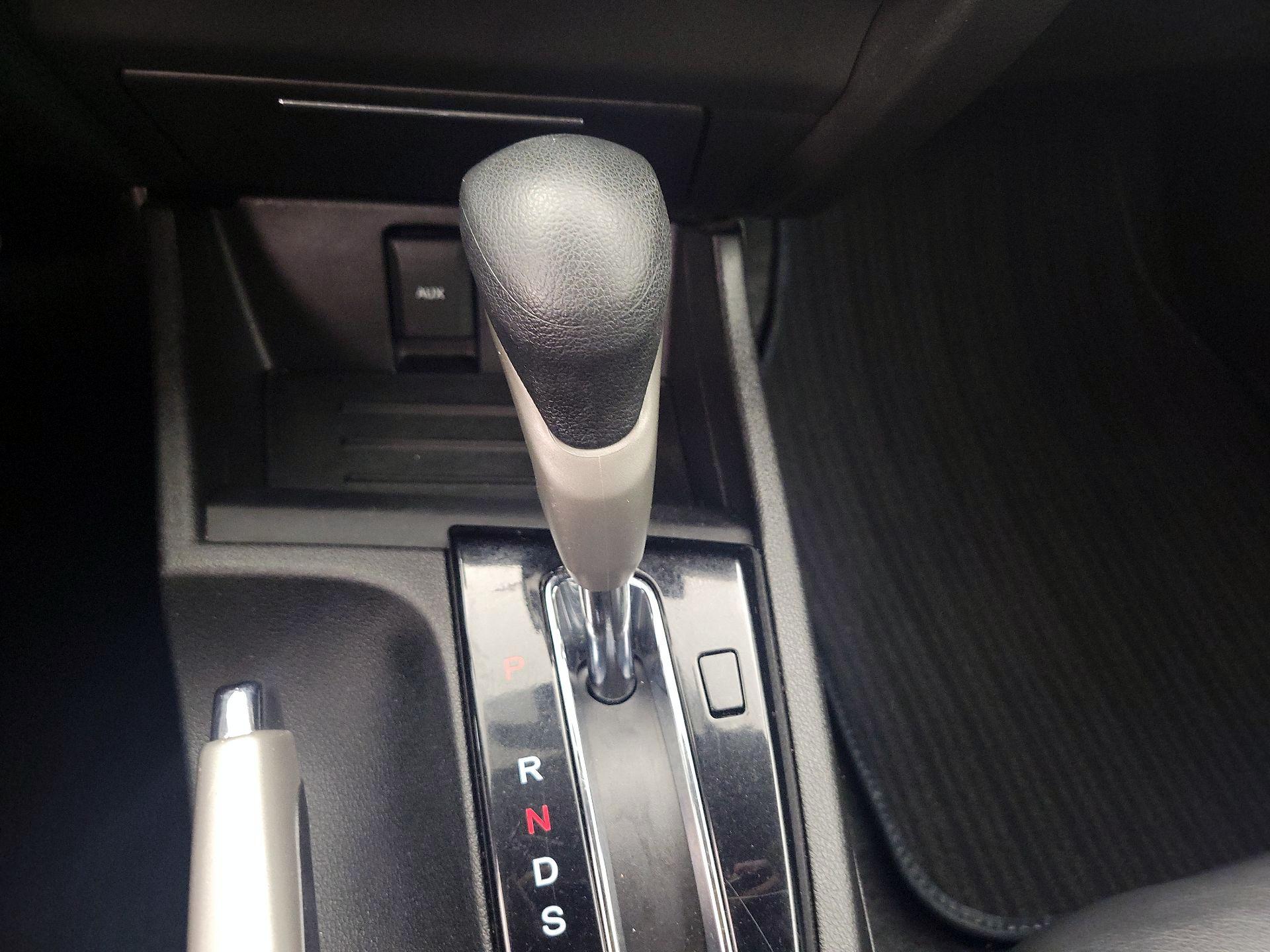 Thumbnail: 2015 Honda Civic - 17