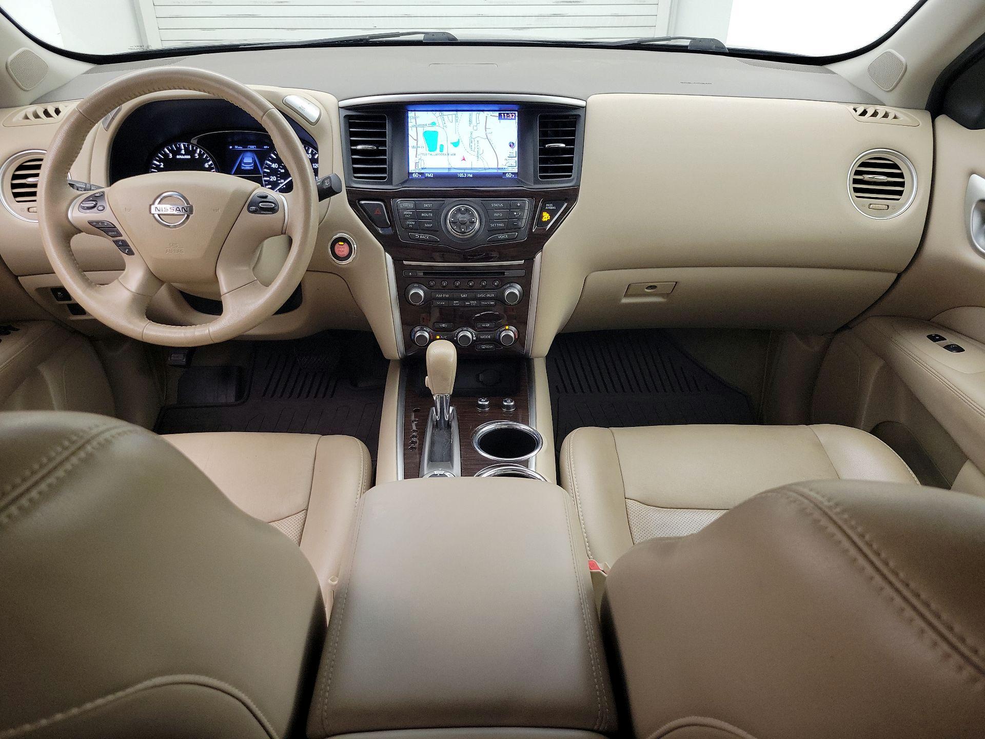 Thumbnail: 2014 Nissan Pathfinder - 9