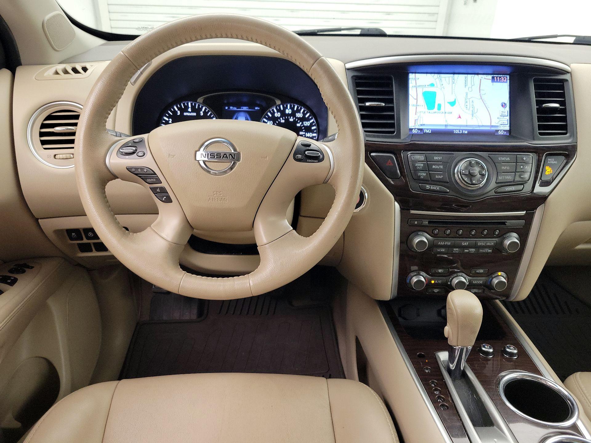 Thumbnail: 2014 Nissan Pathfinder - 10