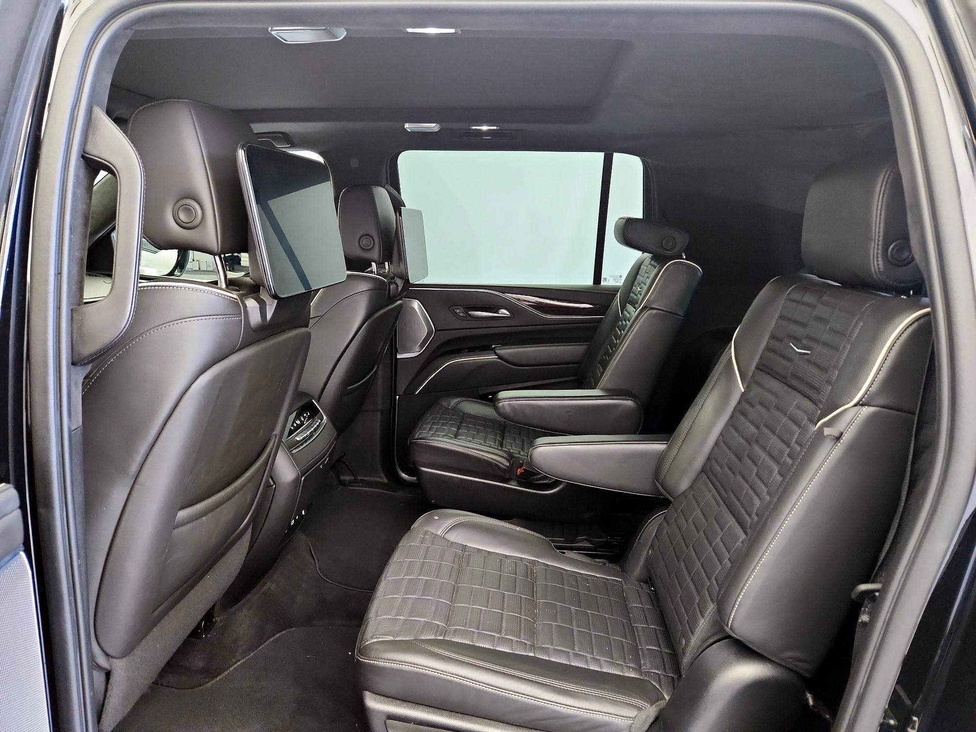 Thumbnail: 2022 Cadillac Escalade - 20
