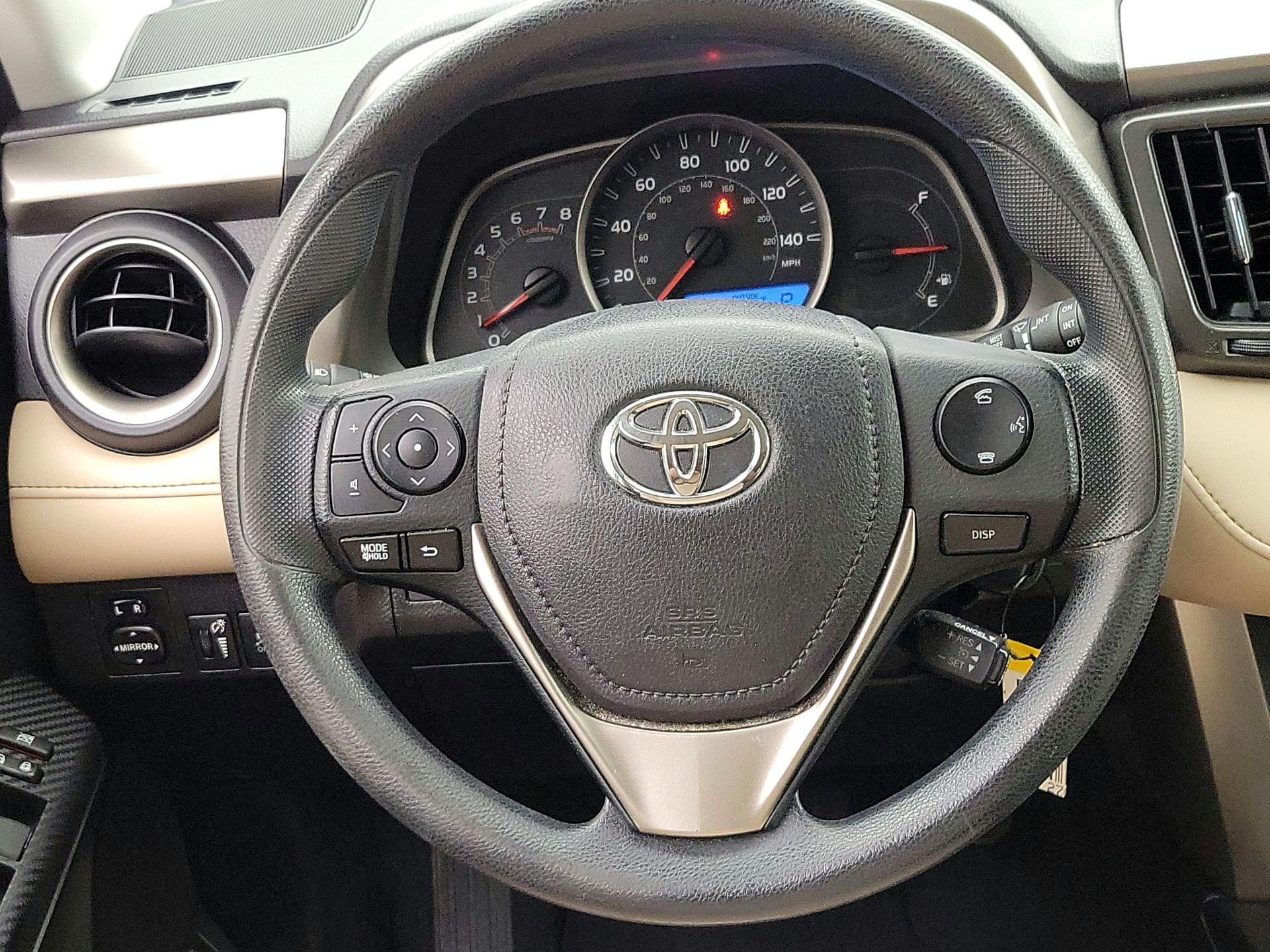 Thumbnail: 2014 Toyota RAV4 - 10