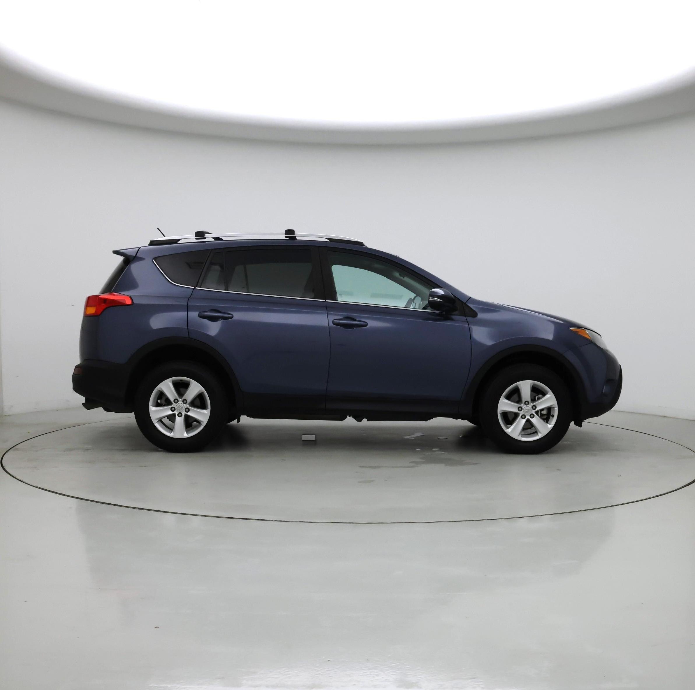 Thumbnail: 2014 Toyota RAV4 - 7