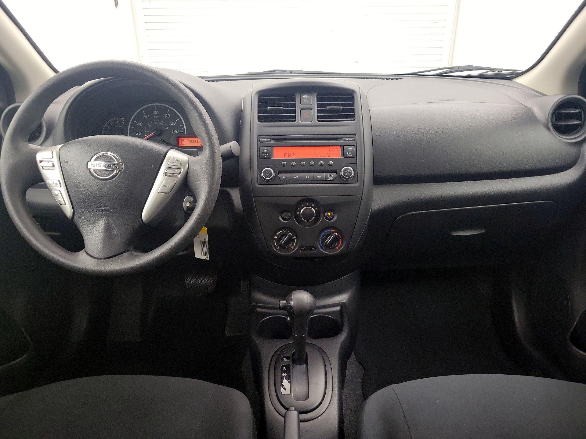 Thumbnail: 2015 Nissan Versa - 9