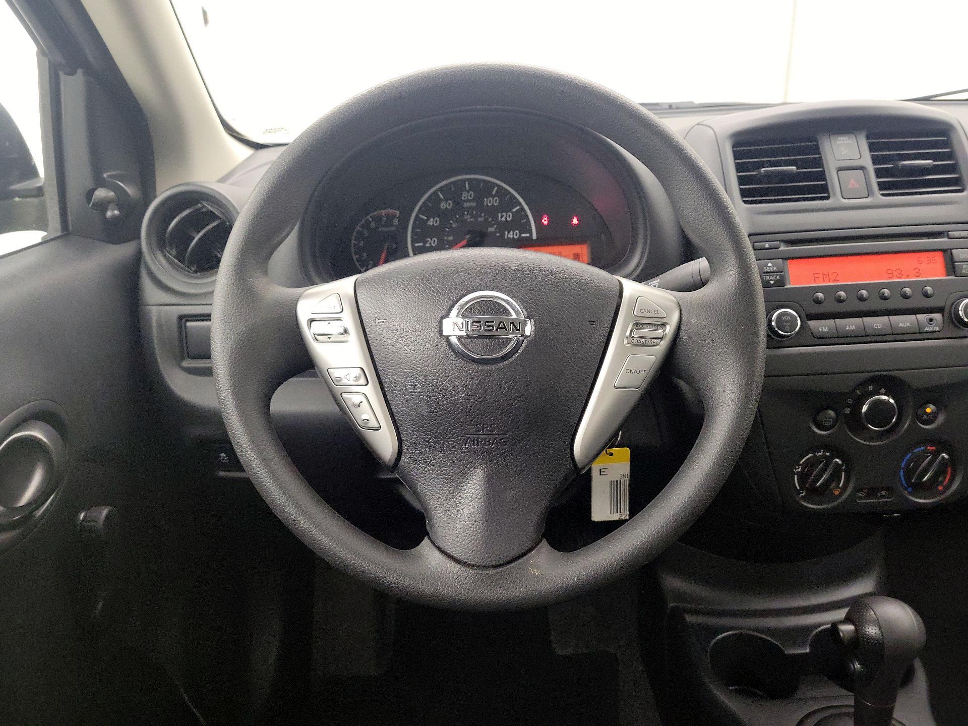 Thumbnail: 2015 Nissan Versa - 10