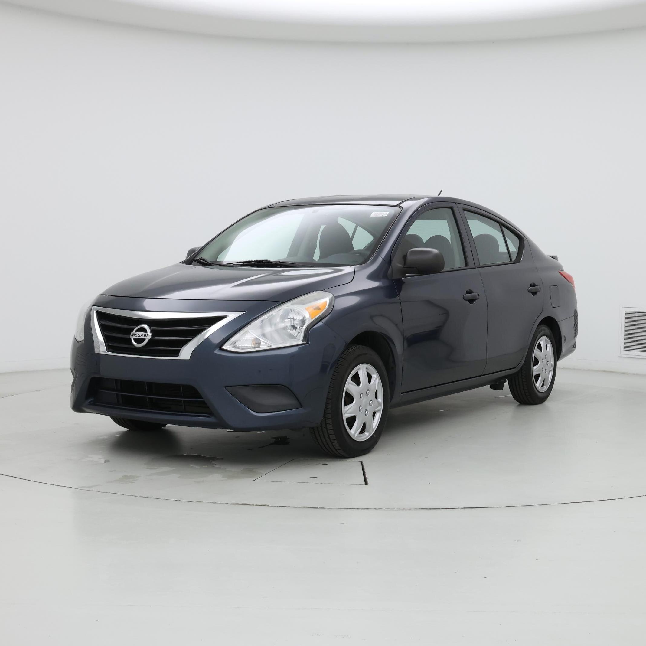 Thumbnail: 2015 Nissan Versa - 4