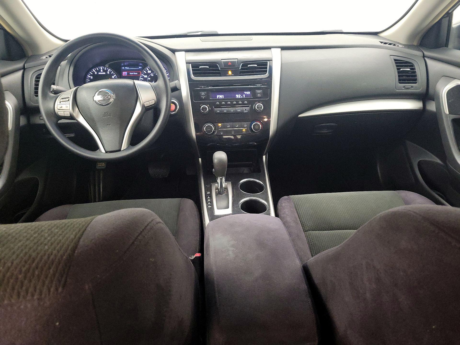 Thumbnail: 2013 Nissan Altima - 9