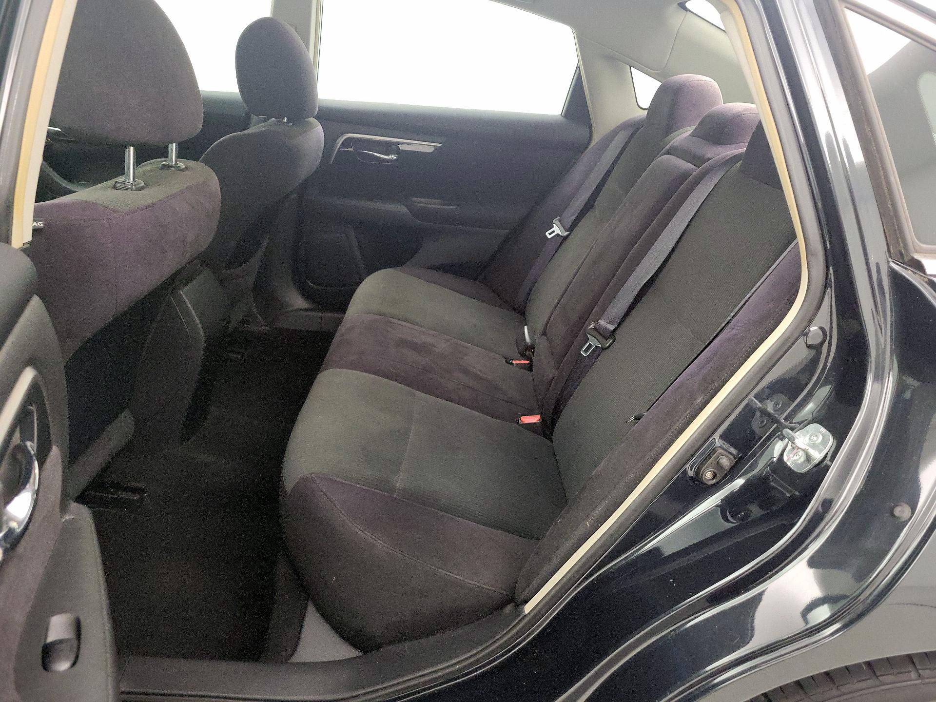 Thumbnail: 2013 Nissan Altima - 17