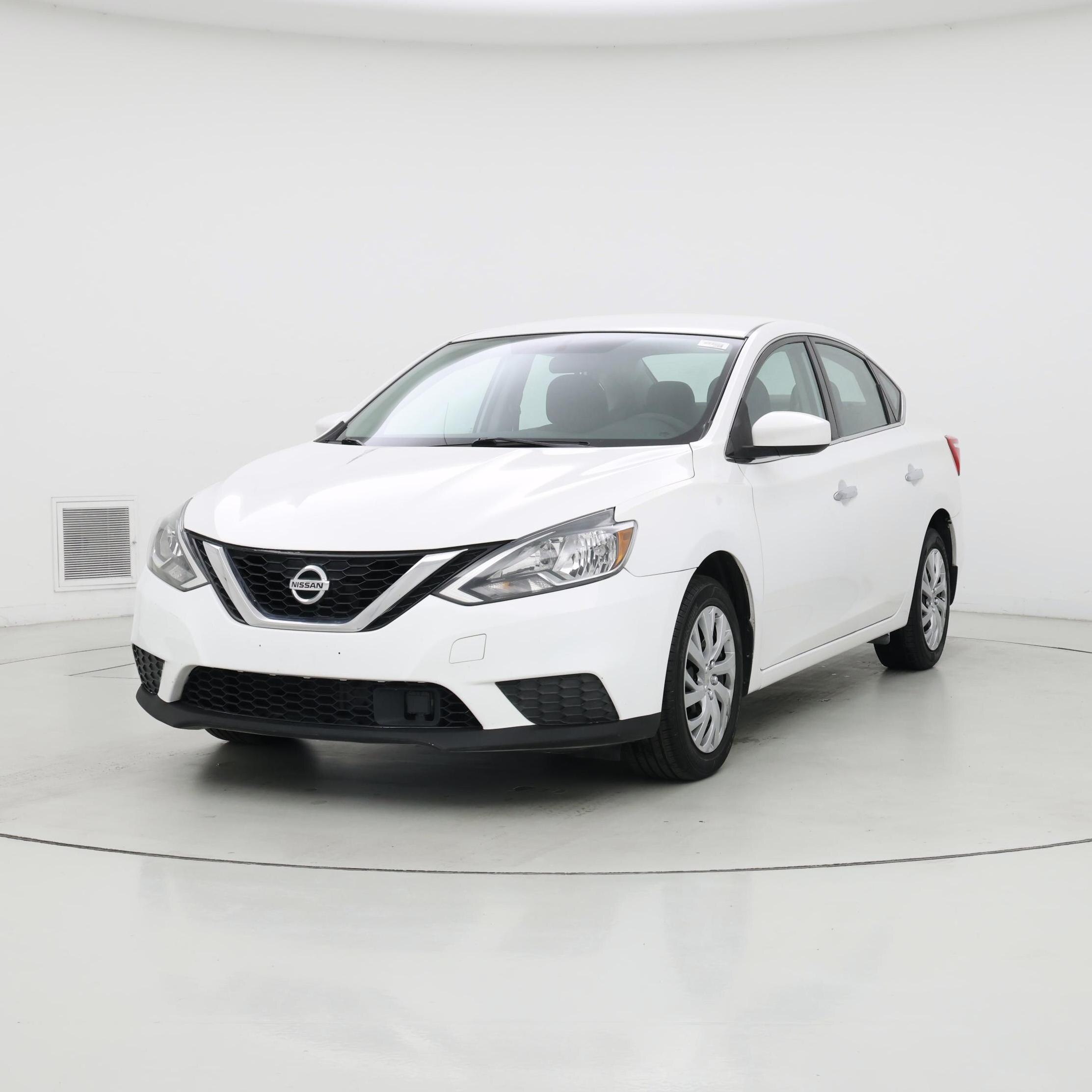 Thumbnail: 2019 Nissan Sentra - 4