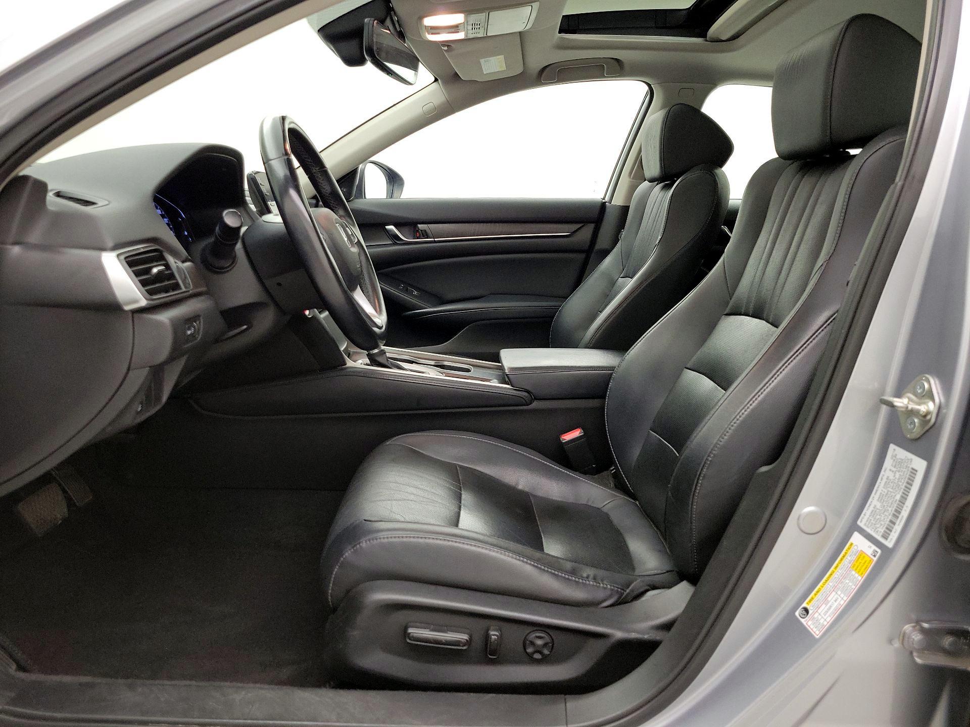 Thumbnail: 2018 Honda Accord - 11