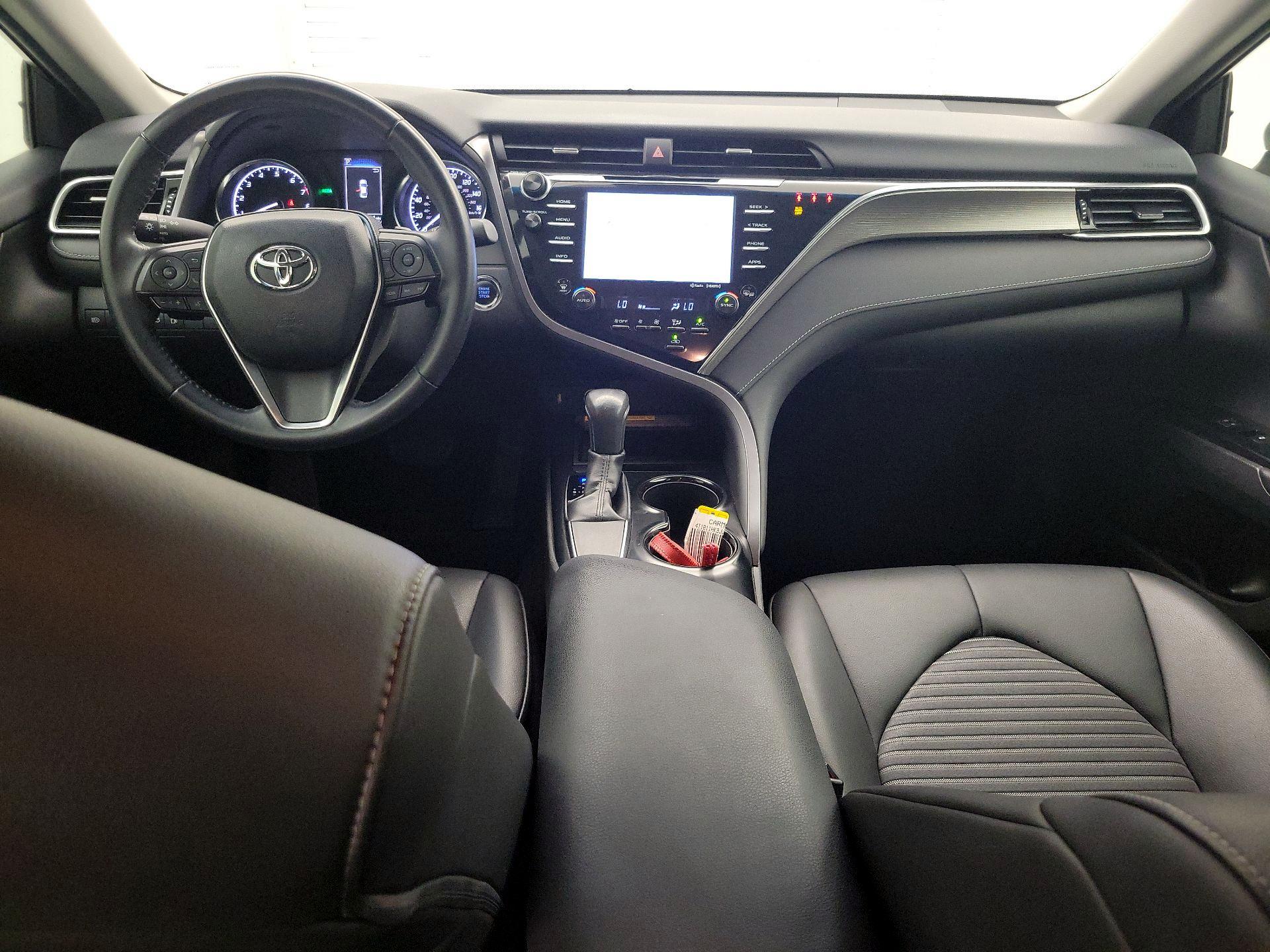 Thumbnail: 2018 Toyota Camry - 9