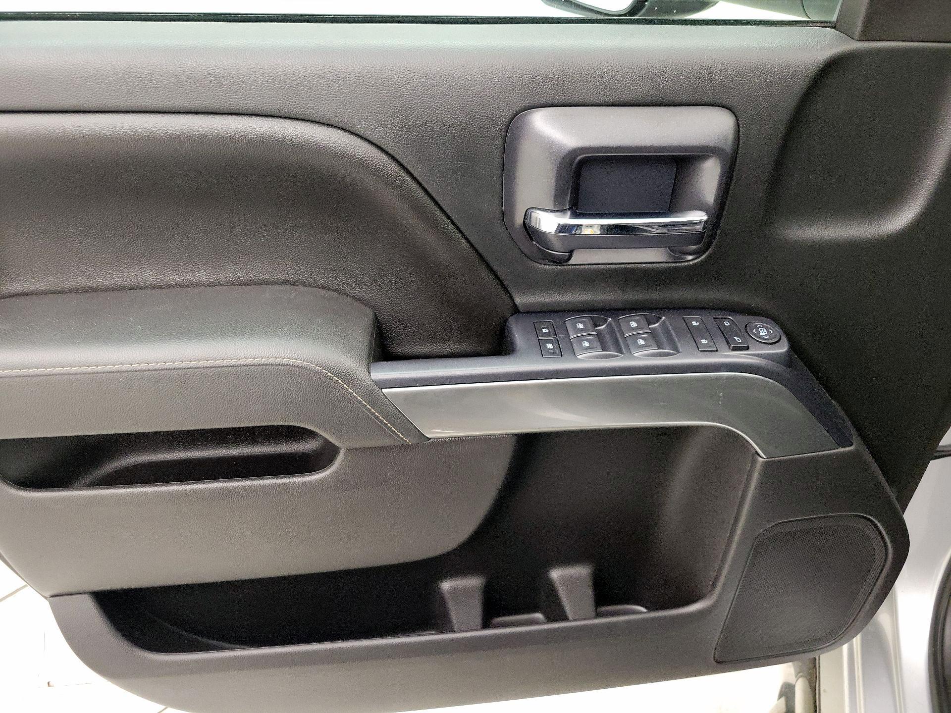 Thumbnail: 2015 Chevrolet Silverado 2500 - 12
