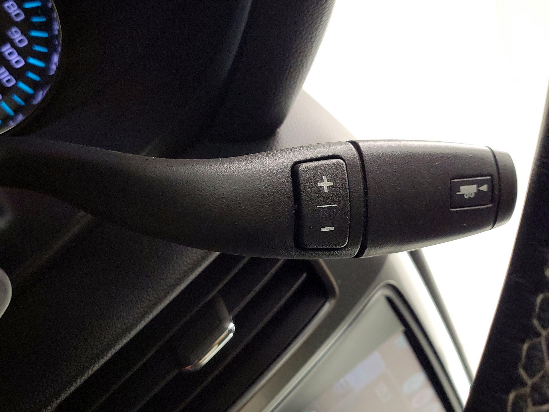 Thumbnail: 2015 Chevrolet Silverado 2500 - 17
