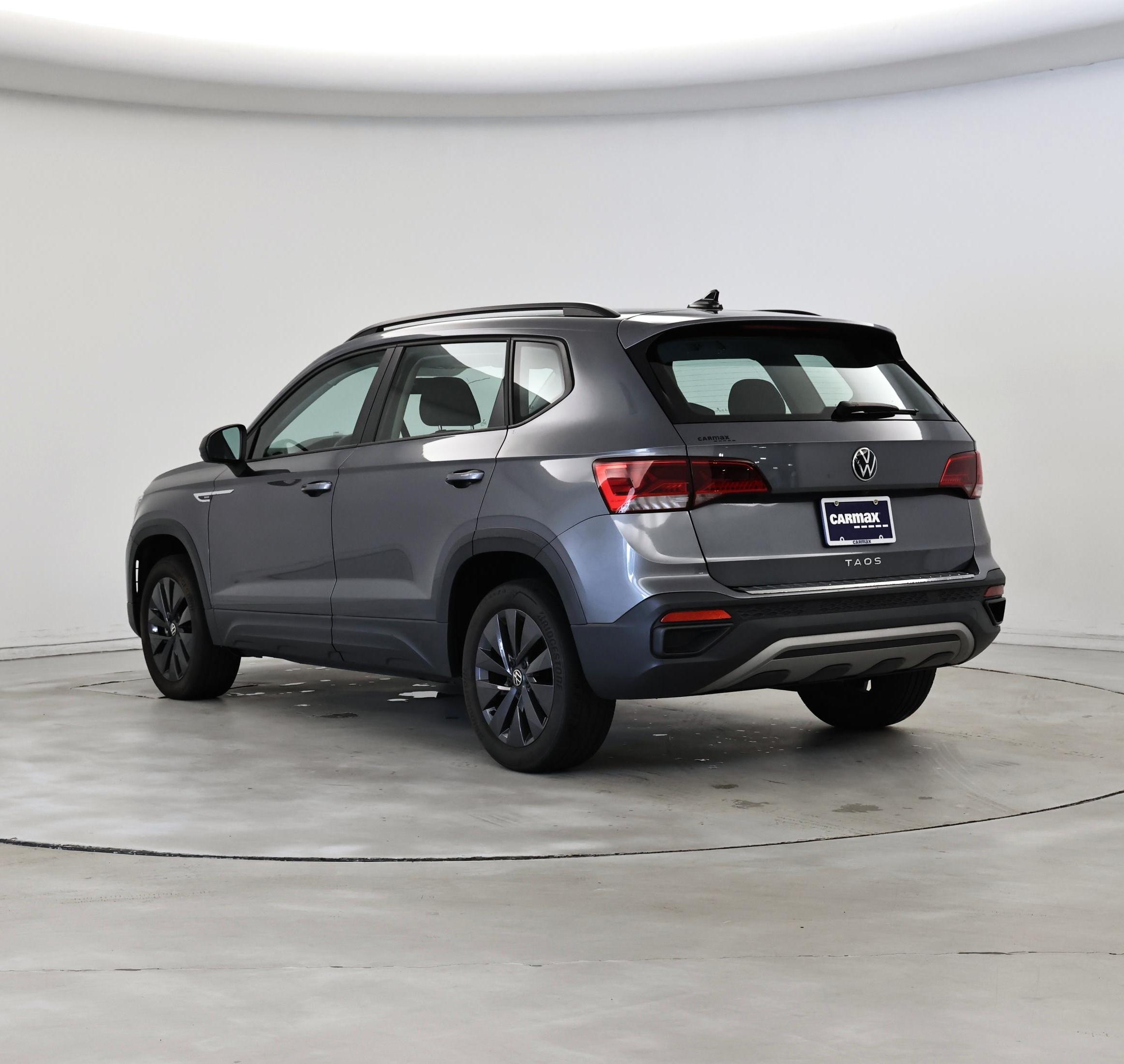 Thumbnail: 2022 Volkswagen Taos - 2