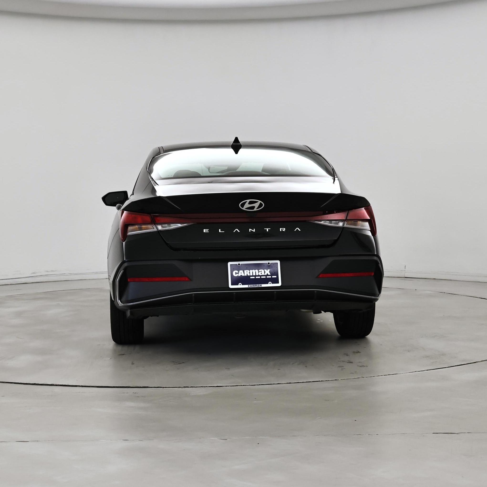 Thumbnail: 2024 Hyundai Elantra - 6