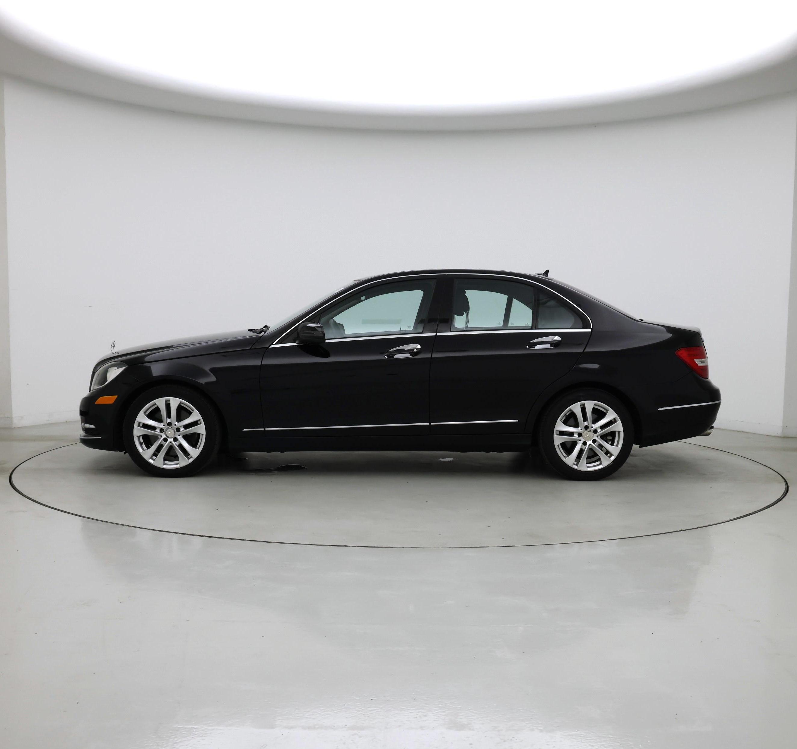 Thumbnail: 2014 Mercedes-Benz C-Class - 3