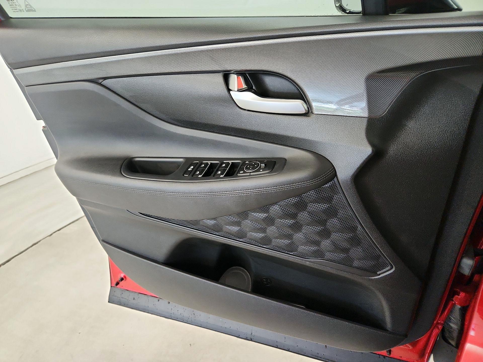 Thumbnail: 2023 Hyundai Santa Fe - 12