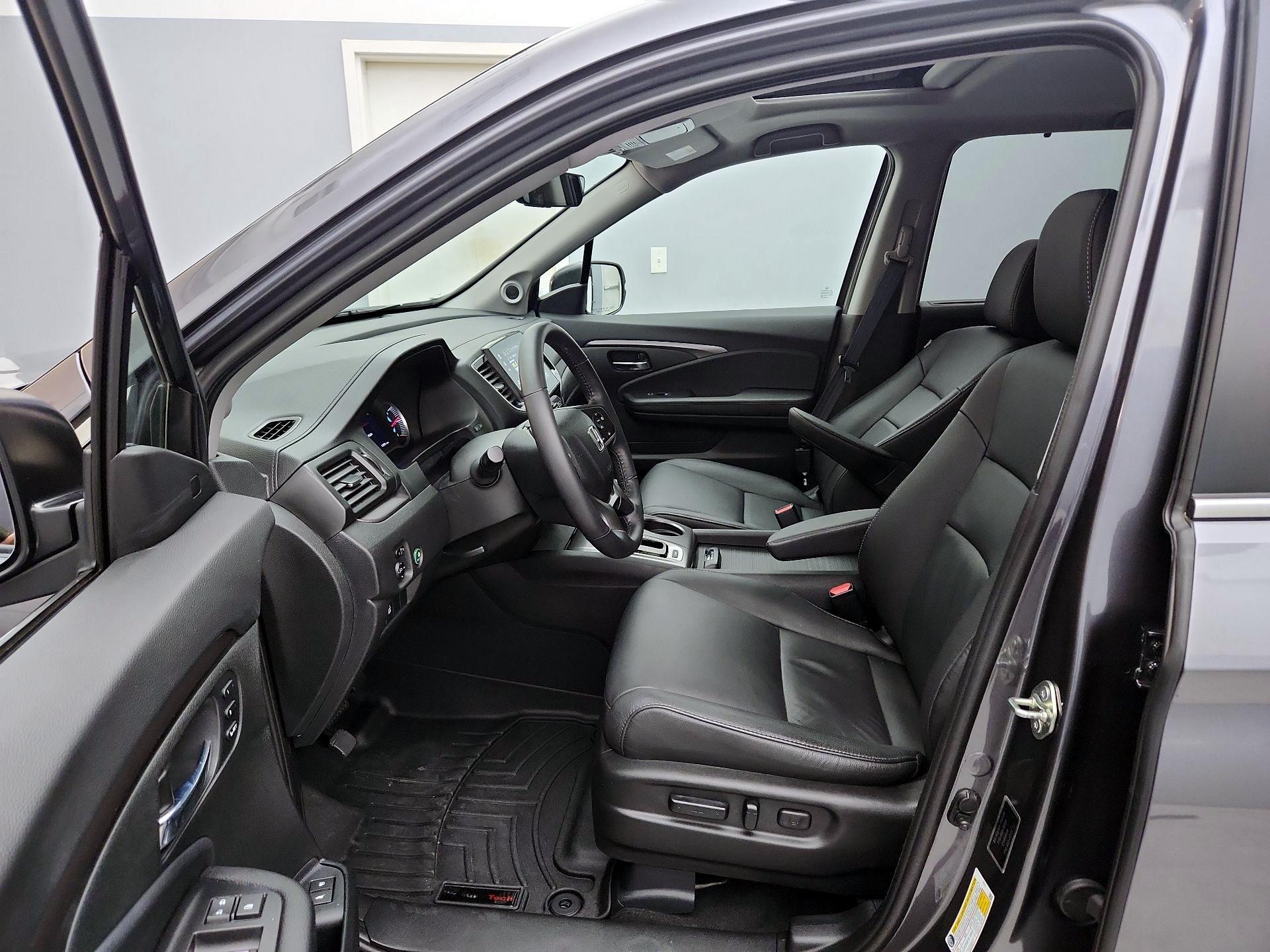 Thumbnail: 2020 Honda Pilot - 11