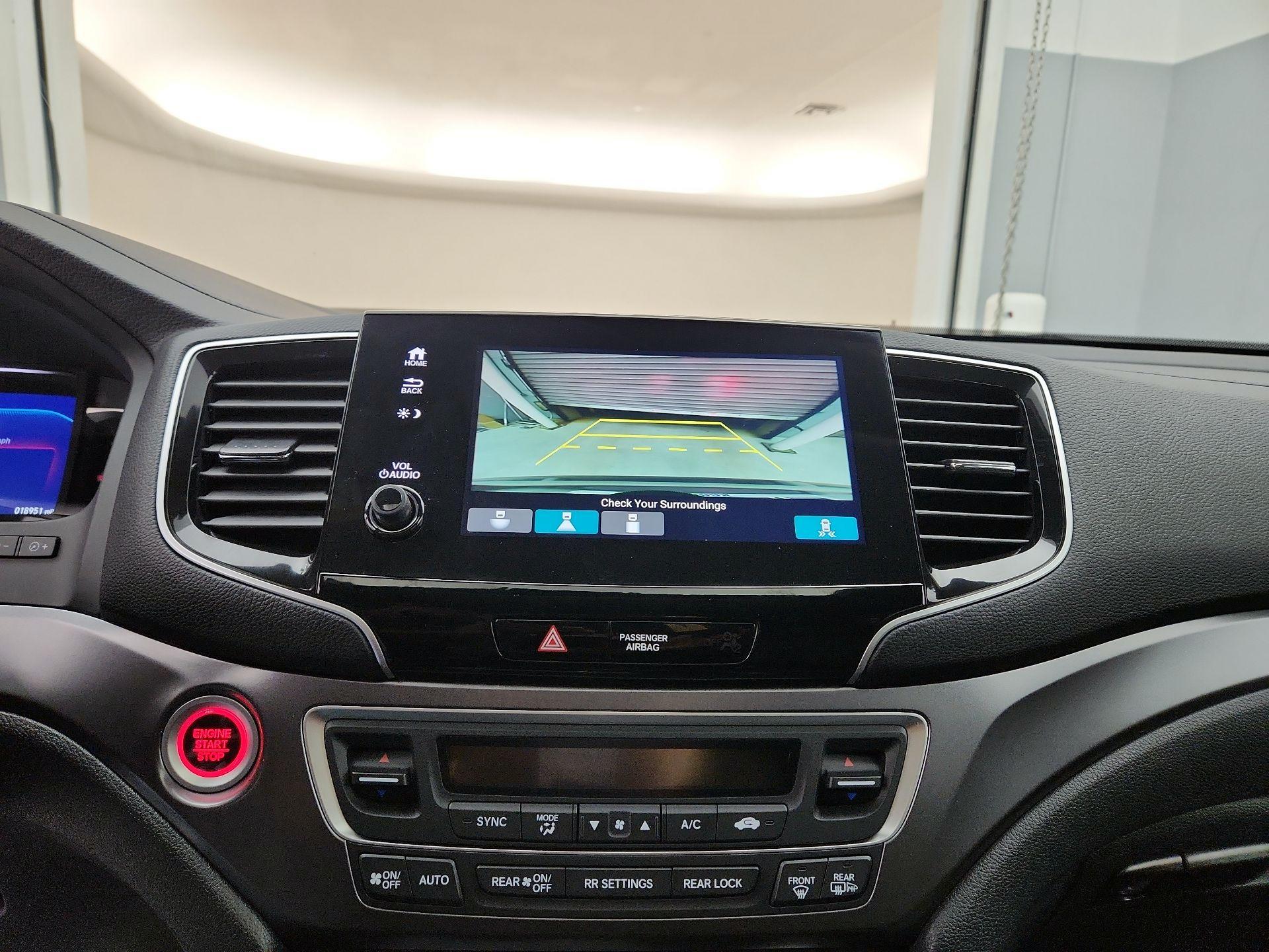 Thumbnail: 2020 Honda Pilot - 14