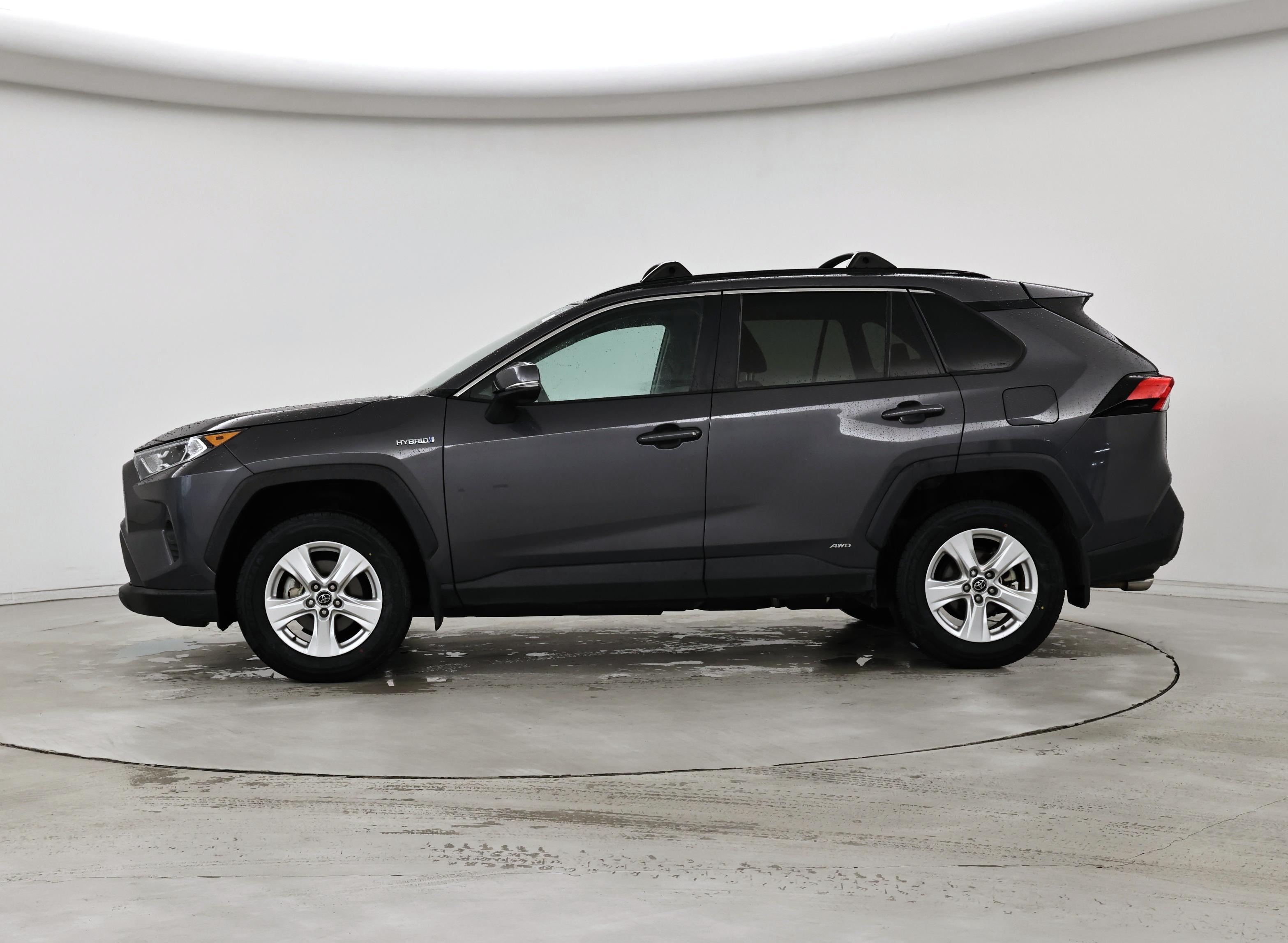 Thumbnail: 2020 Toyota RAV4 - 3