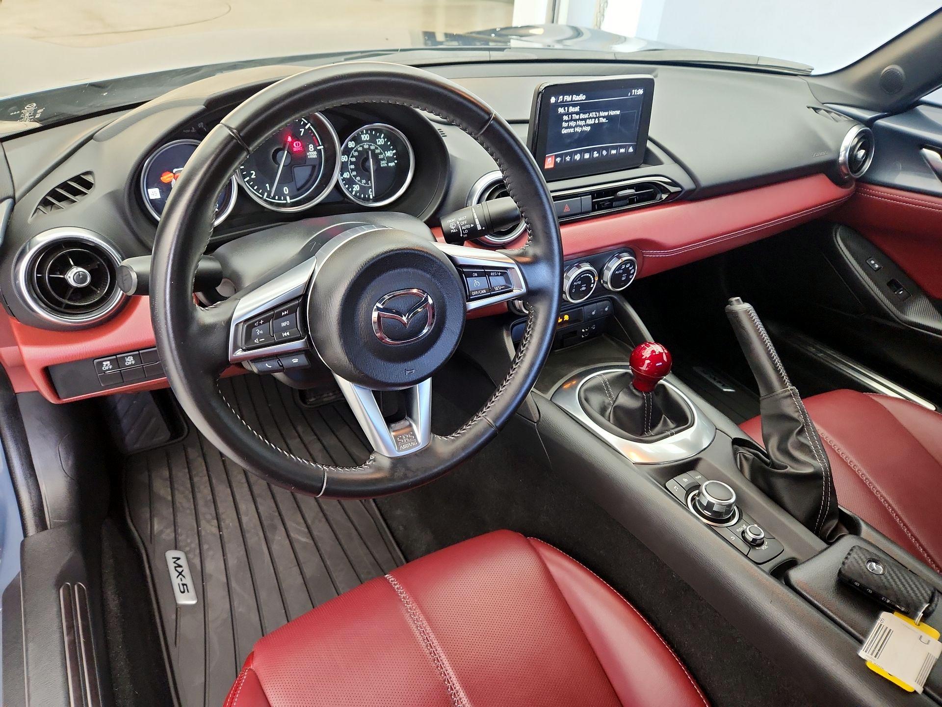 Thumbnail: 2020 Mazda MX-5 Miata - 9