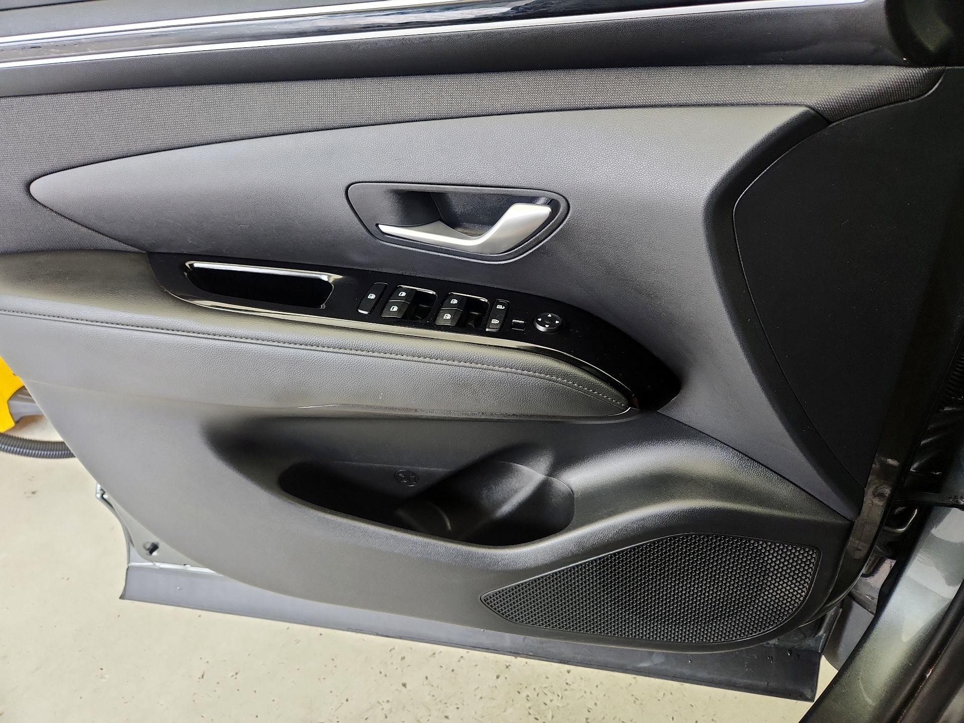 Thumbnail: 2022 Hyundai Tucson - 12