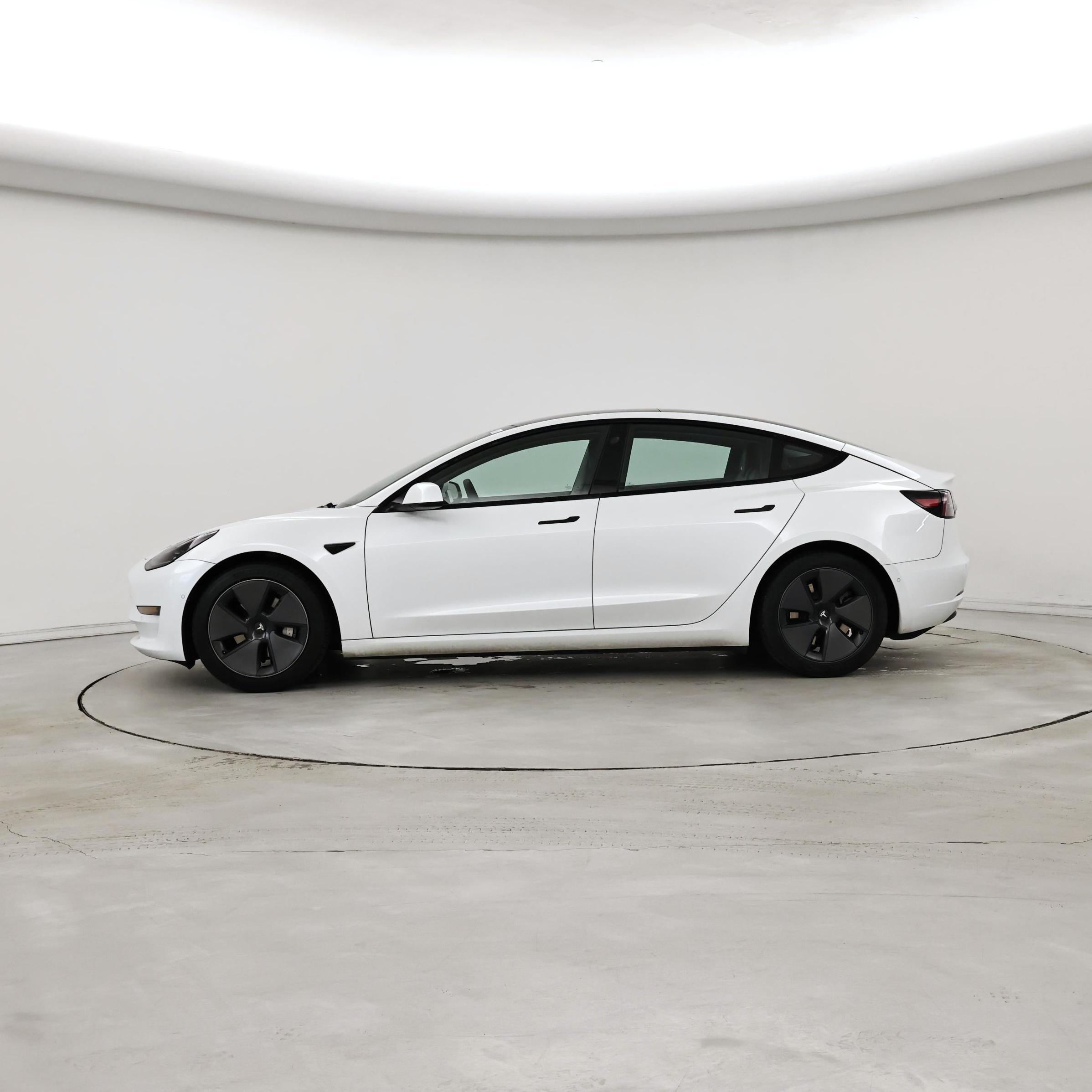 Thumbnail: 2021 Tesla Model 3 - 3