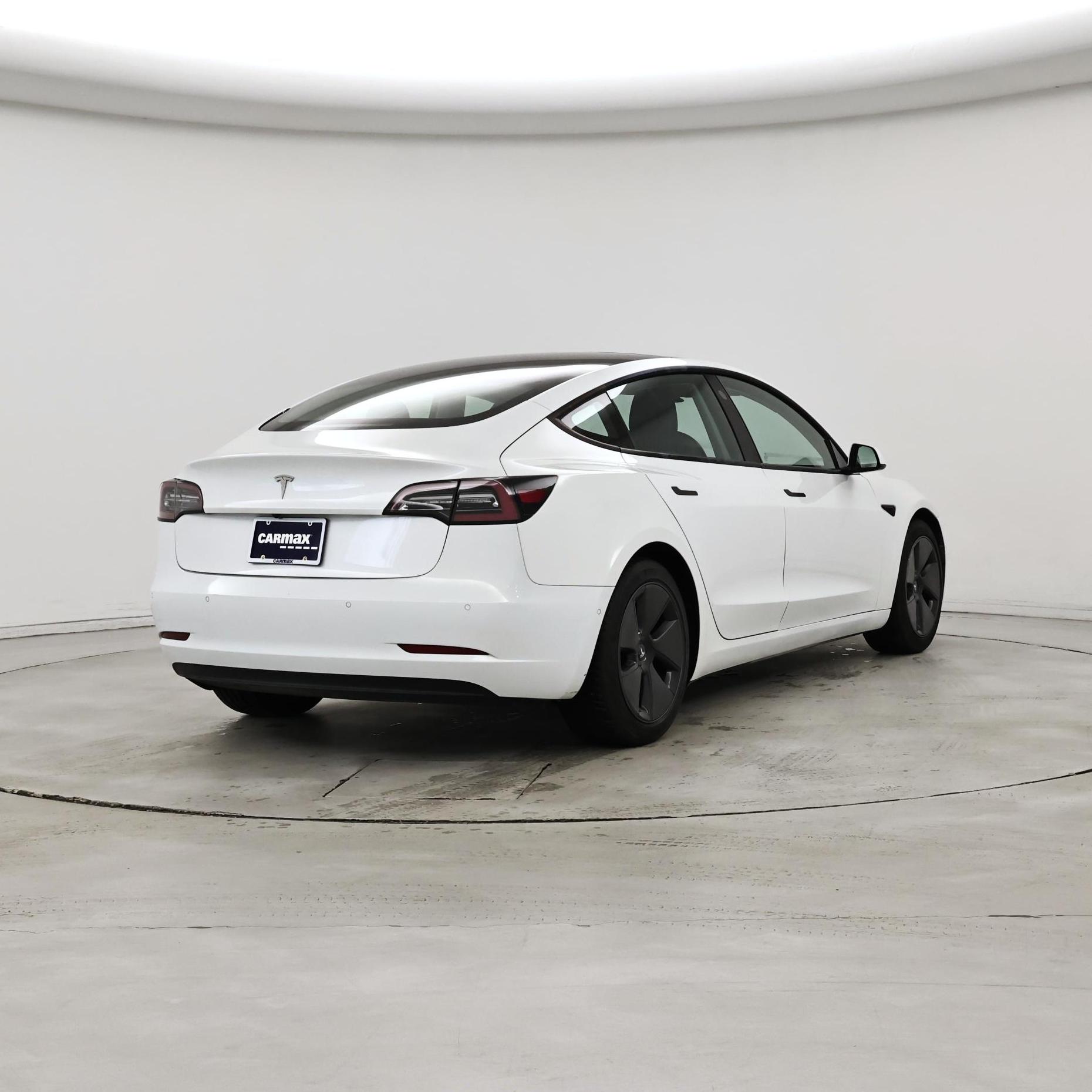 Thumbnail: 2021 Tesla Model 3 - 8