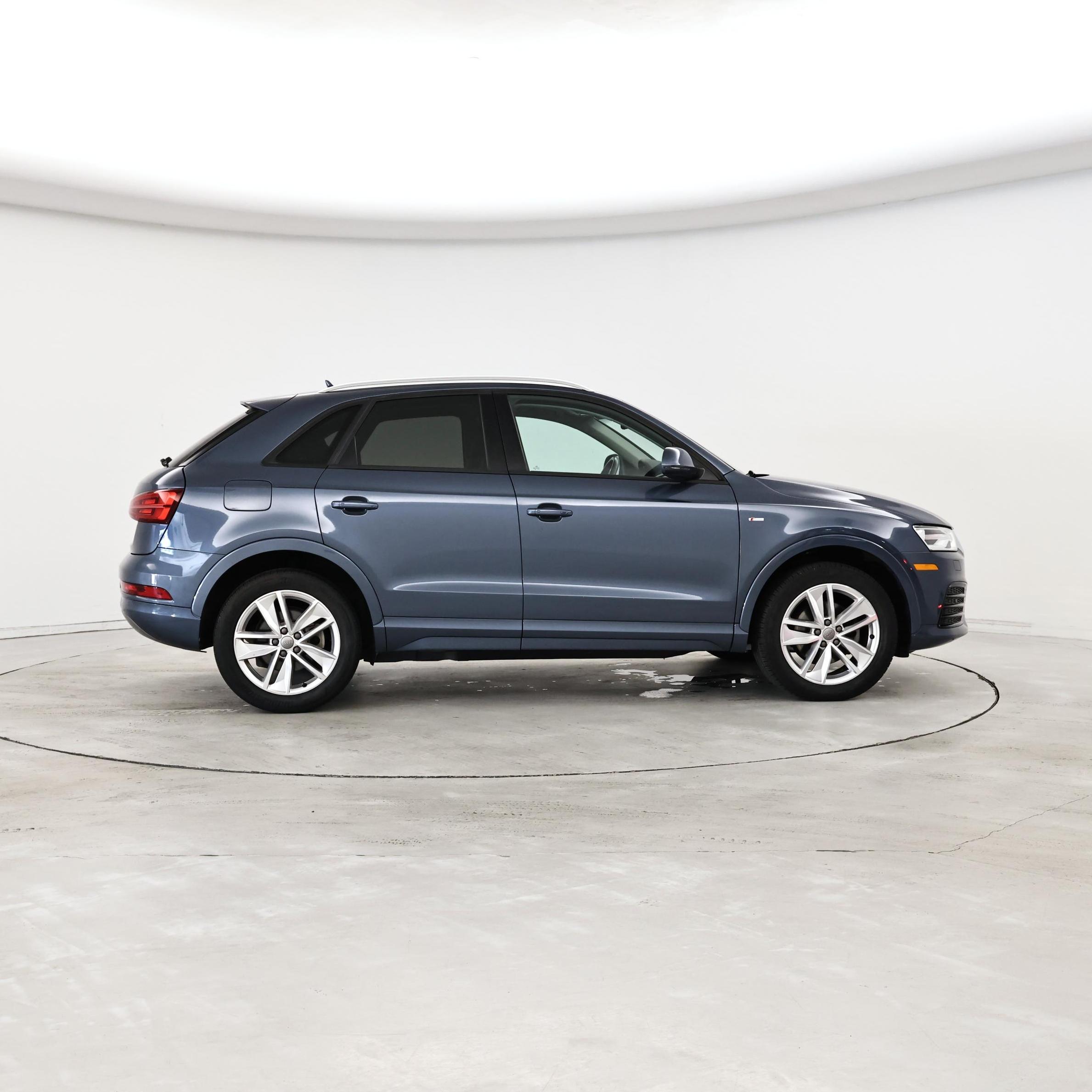 Thumbnail: 2018 Audi Q3 - 7
