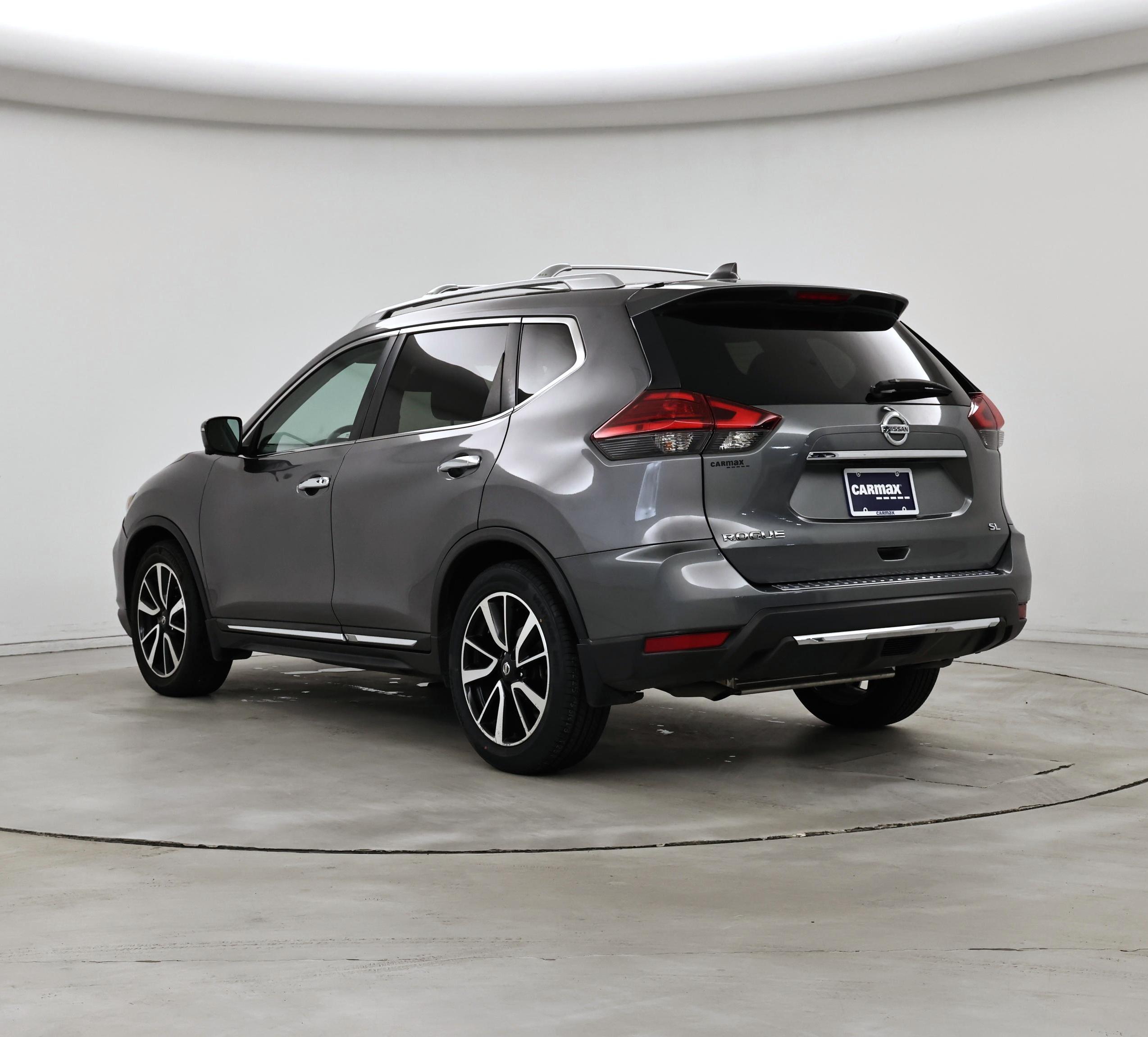 Thumbnail: 2017 Nissan Rogue - 2