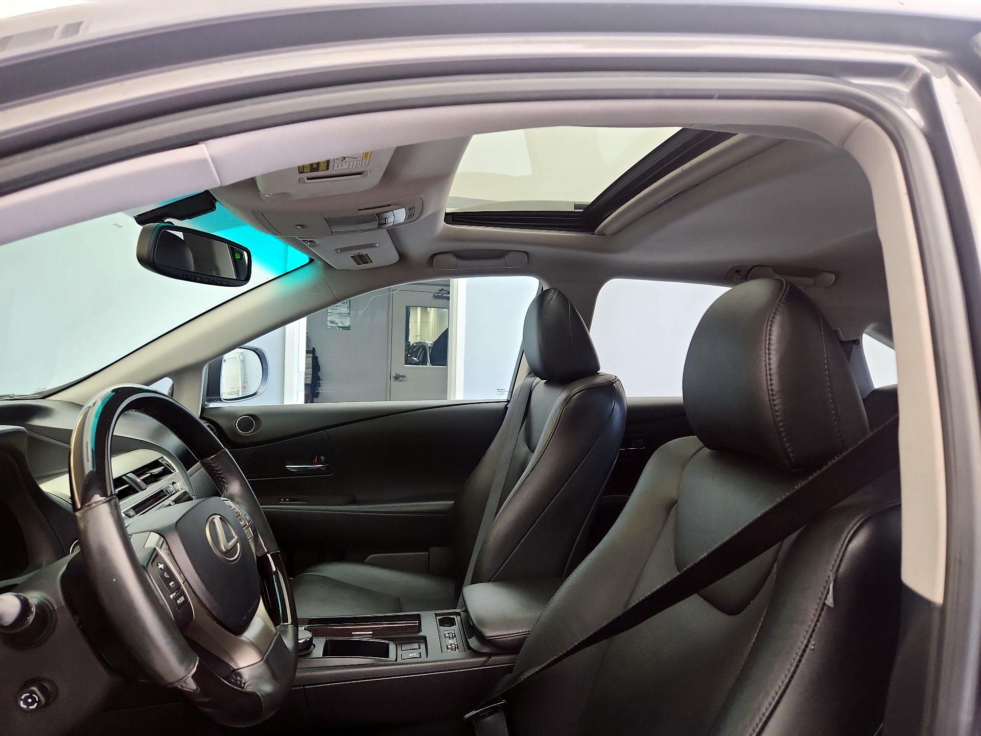 Thumbnail: 2013 Lexus RX - 18