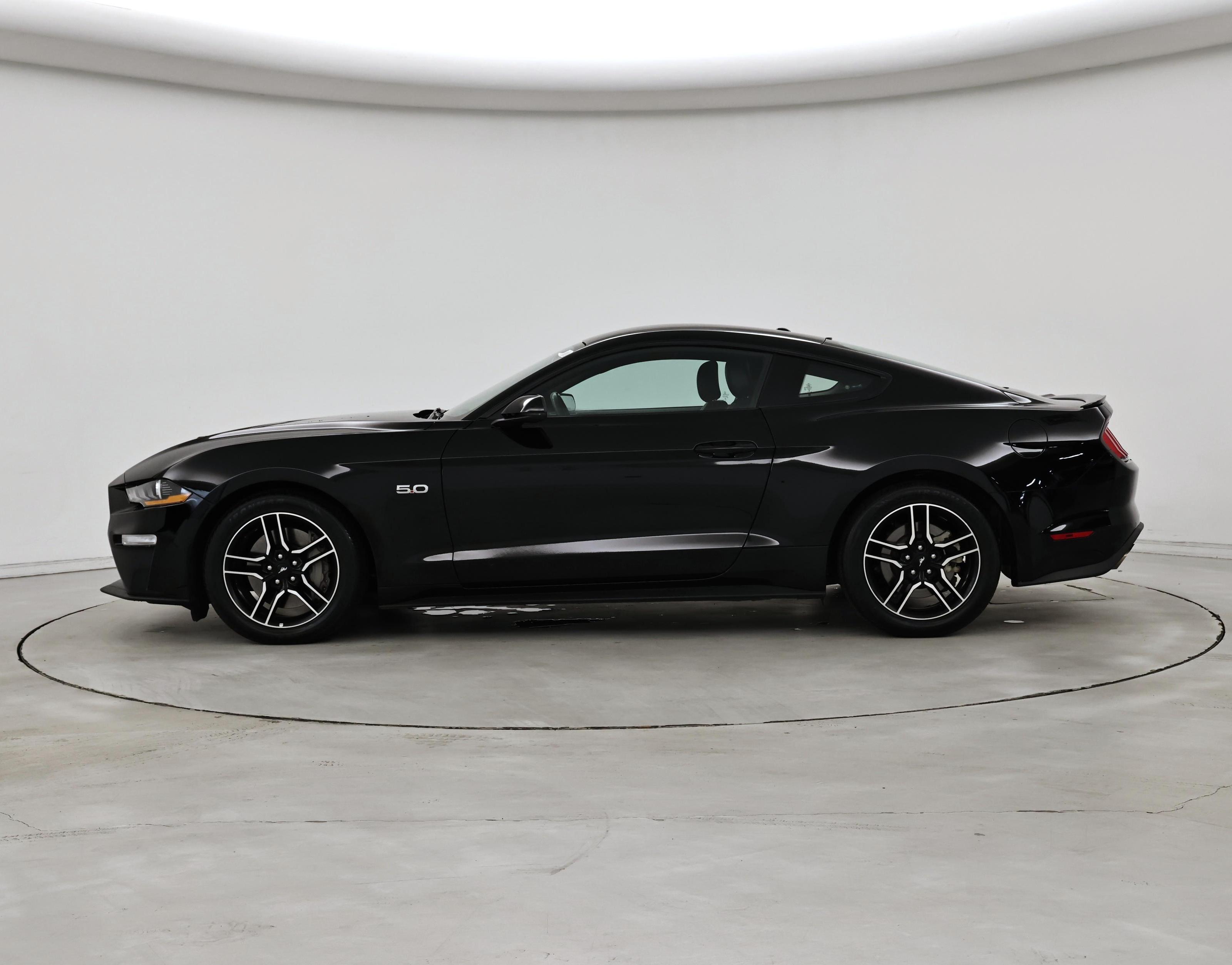 Thumbnail: 2019 Ford Mustang - 3