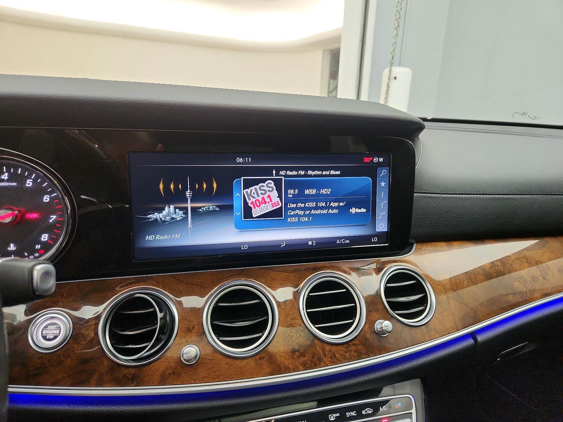 Thumbnail: 2017 Mercedes-Benz E-Class - 15