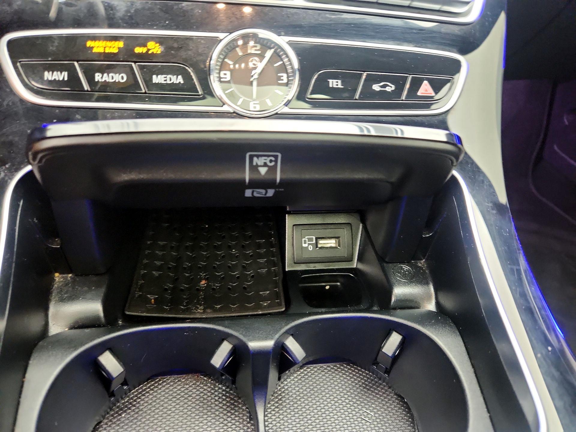 Thumbnail: 2017 Mercedes-Benz E-Class - 18