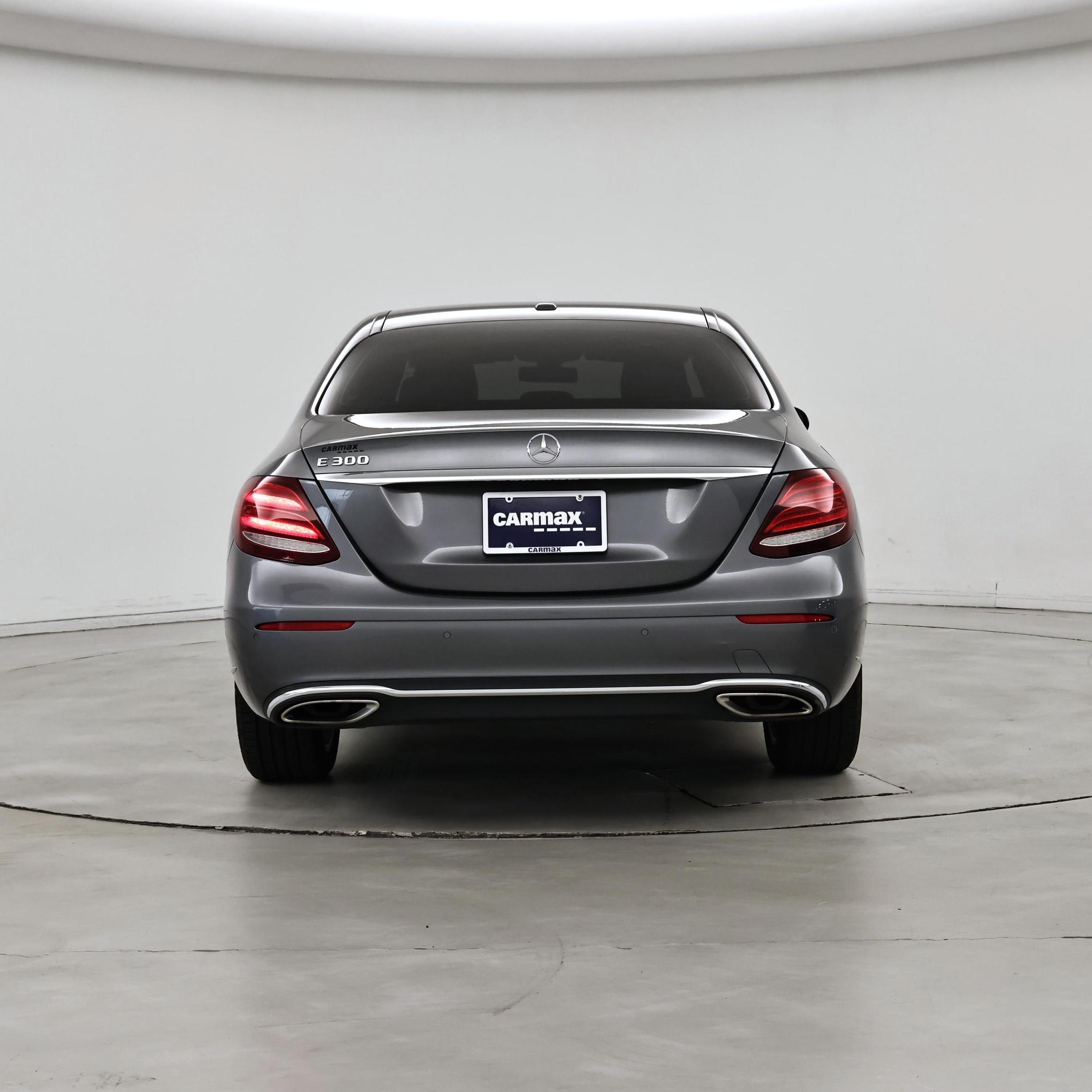 Thumbnail: 2017 Mercedes-Benz E-Class - 6