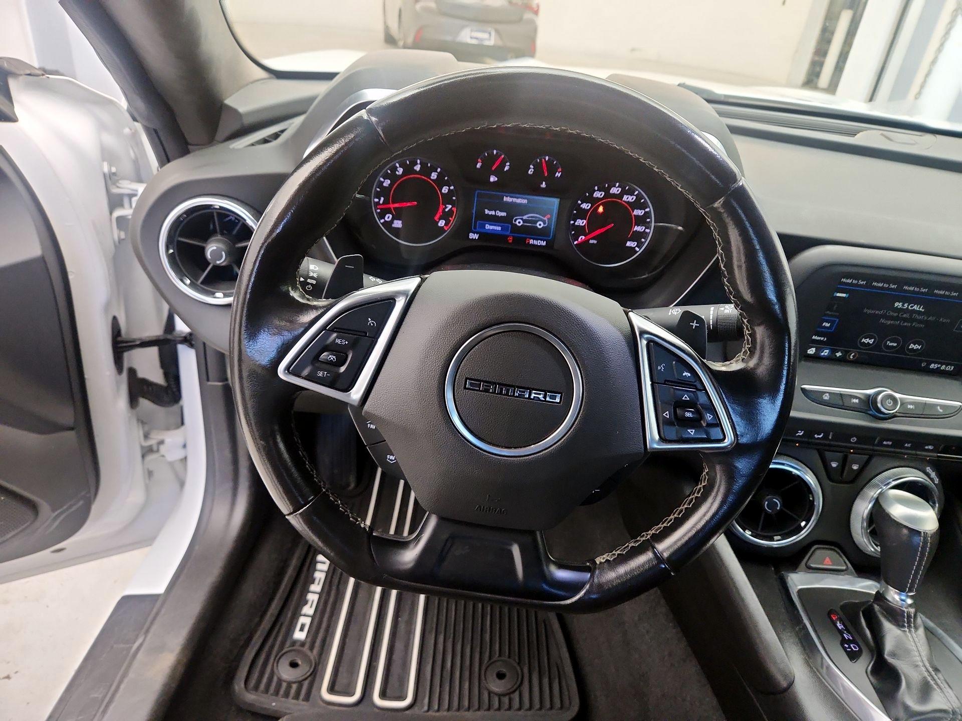 Thumbnail: 2019 Chevrolet Camaro - 10