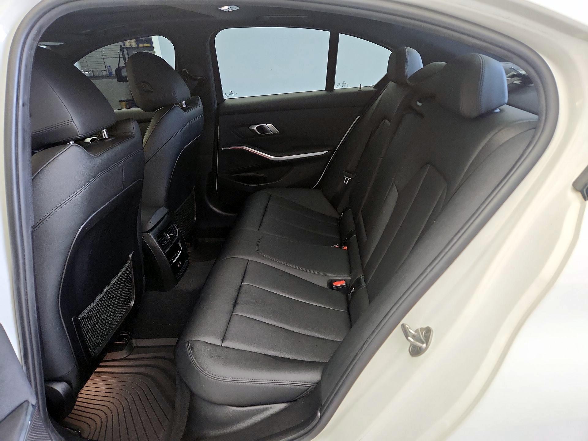 Thumbnail: 2021 BMW 3 Series - 20