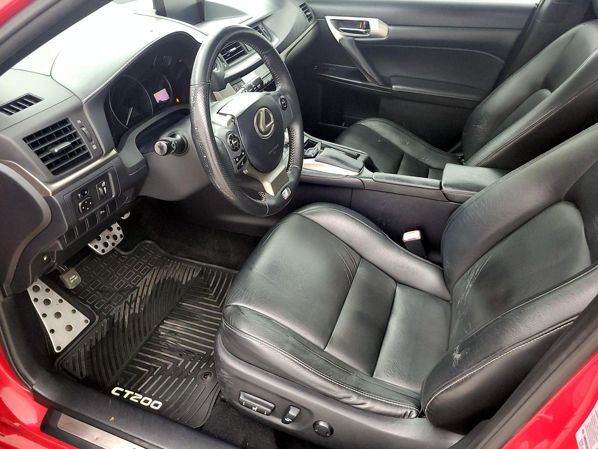 Thumbnail: 2015 Lexus CT - 11