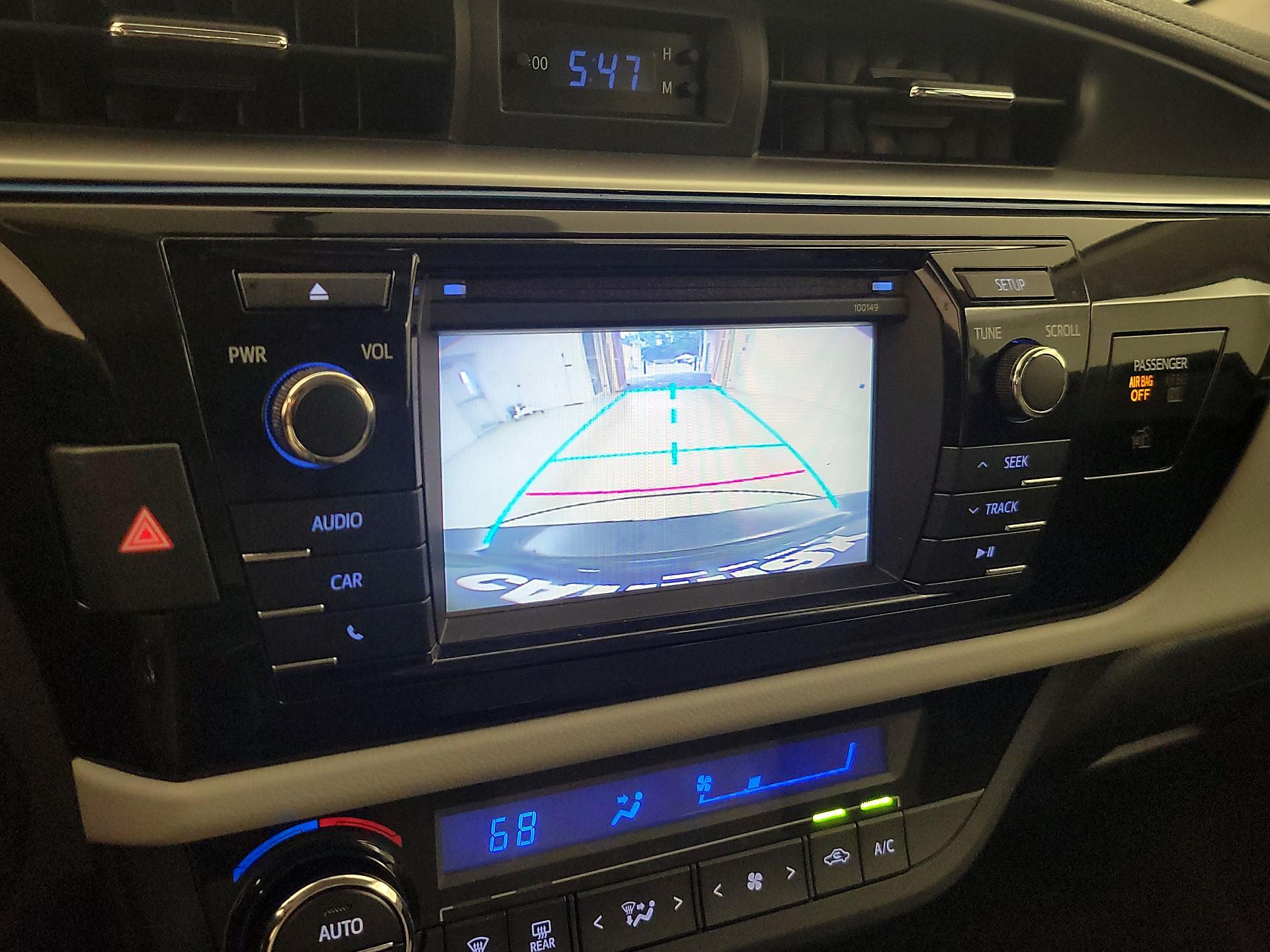 Thumbnail: 2015 Toyota Corolla - 14