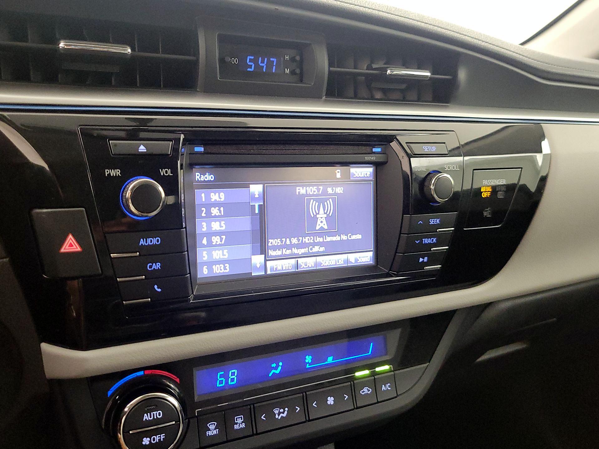 Thumbnail: 2015 Toyota Corolla - 15