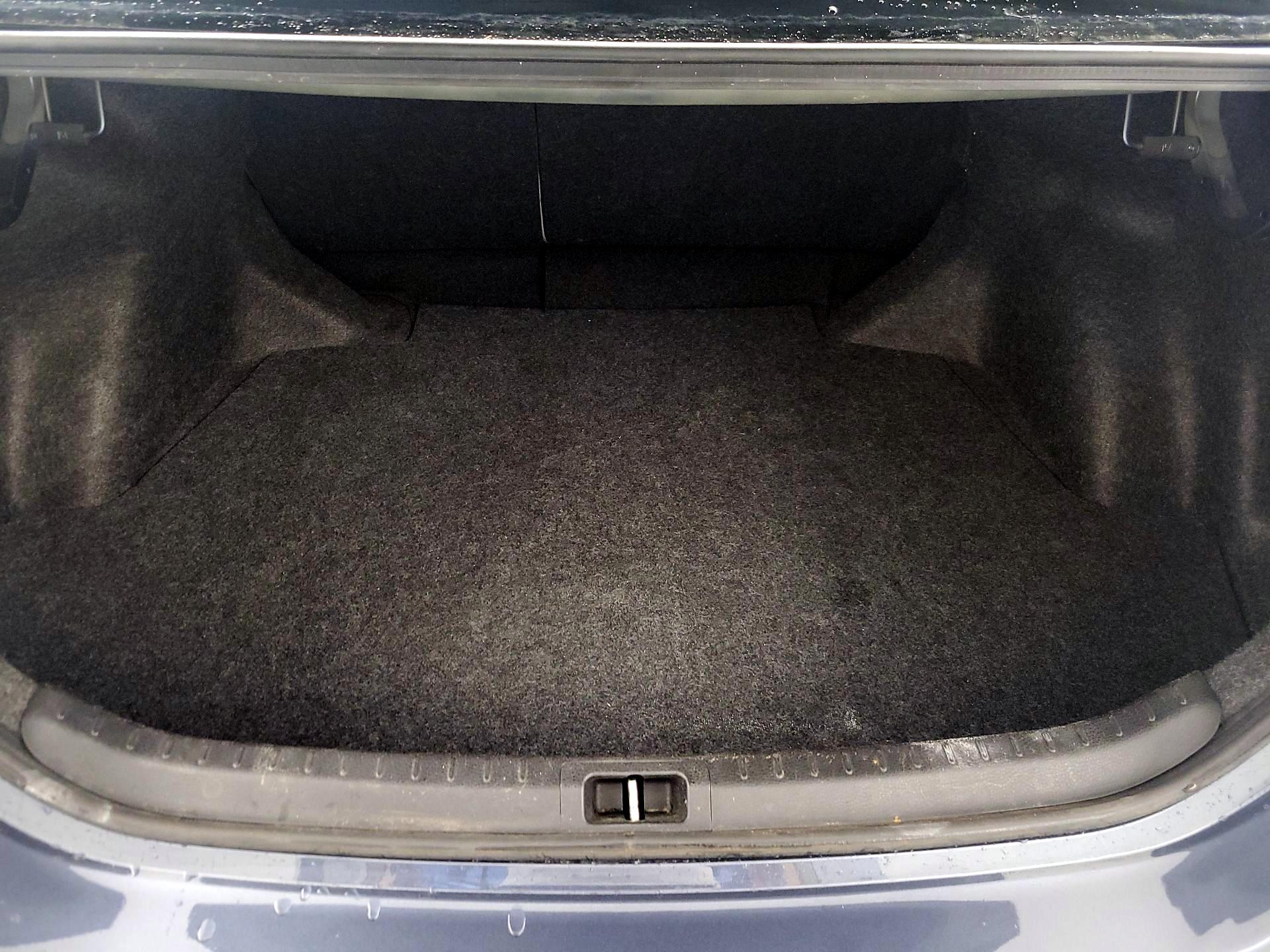 Thumbnail: 2015 Toyota Corolla - 20