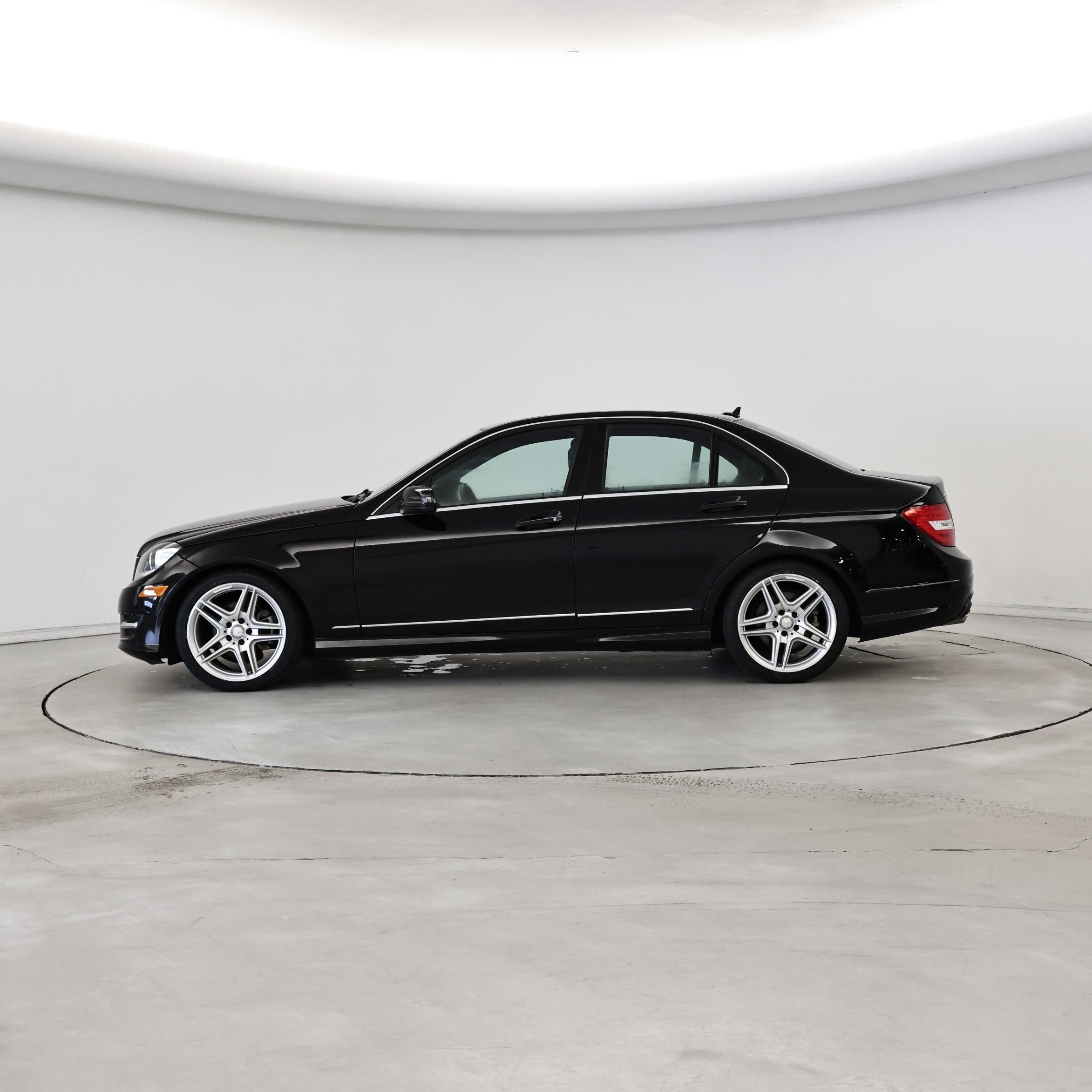 Thumbnail: 2014 Mercedes-Benz C-Class - 3