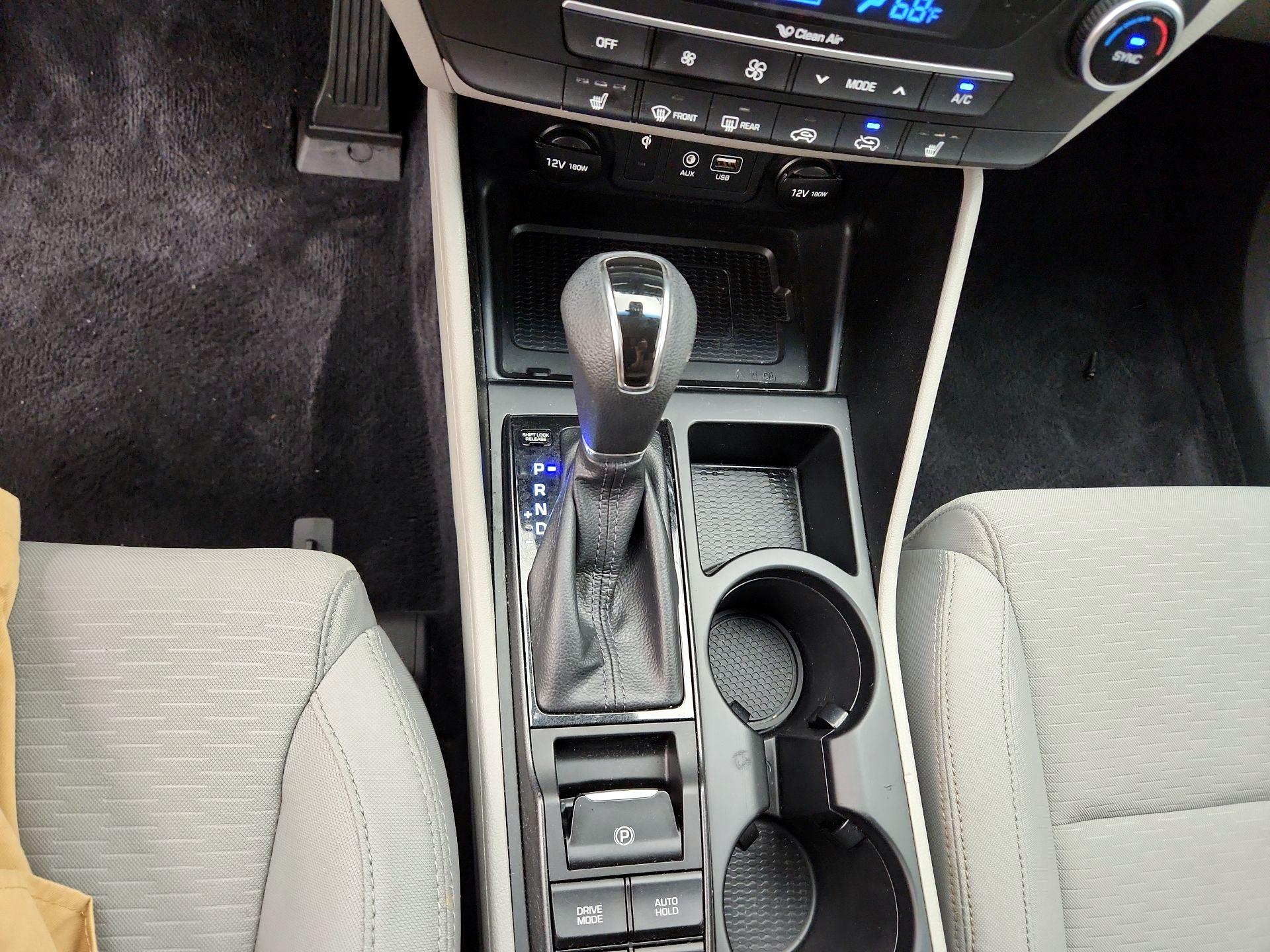 Thumbnail: 2019 Hyundai Tucson - 17