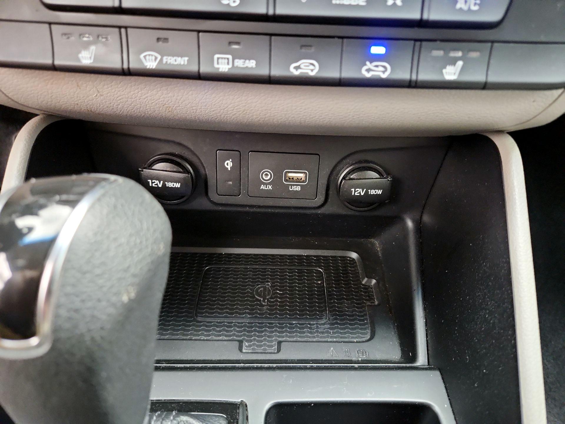 Thumbnail: 2019 Hyundai Tucson - 18