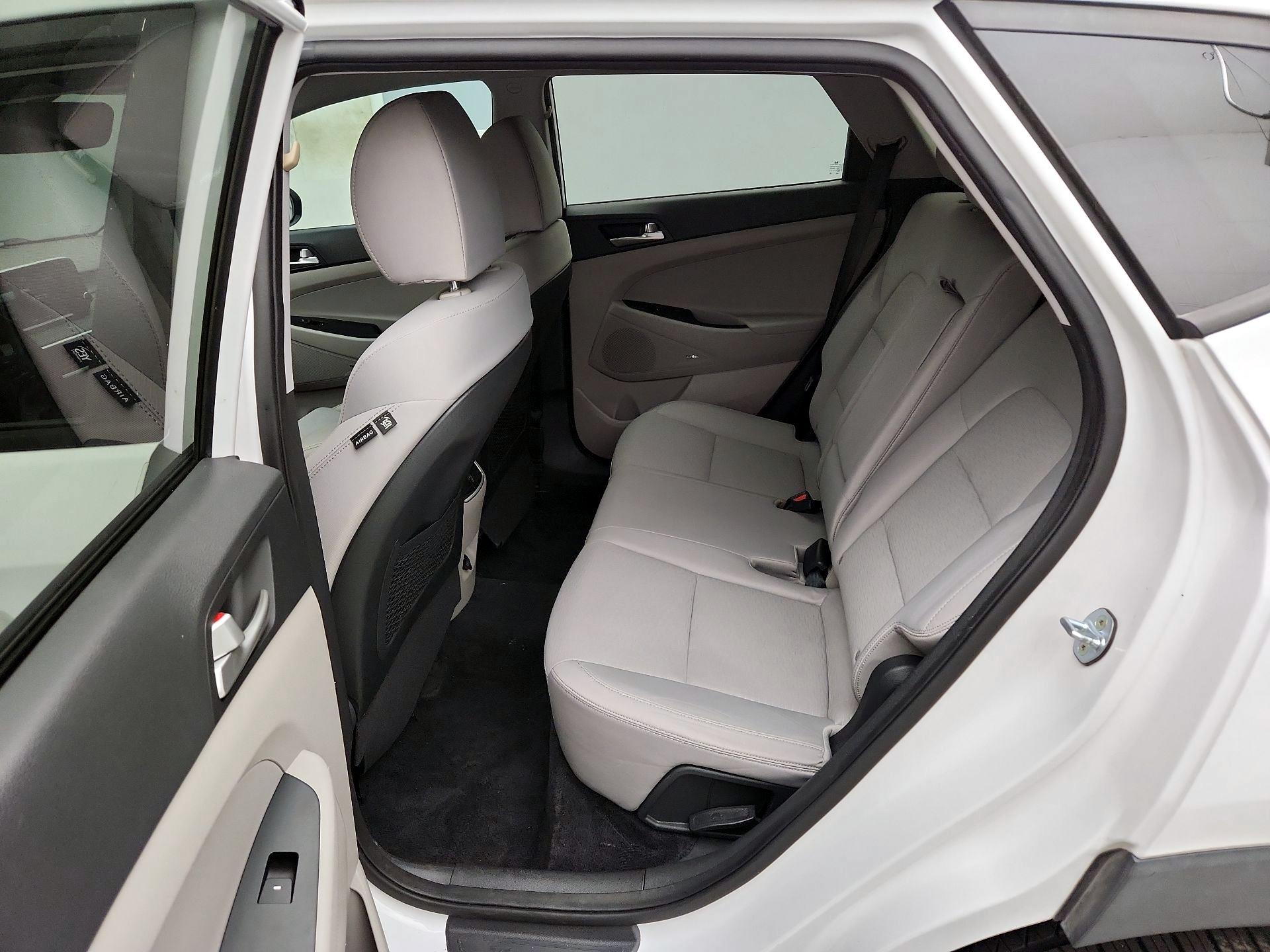 Thumbnail: 2019 Hyundai Tucson - 19