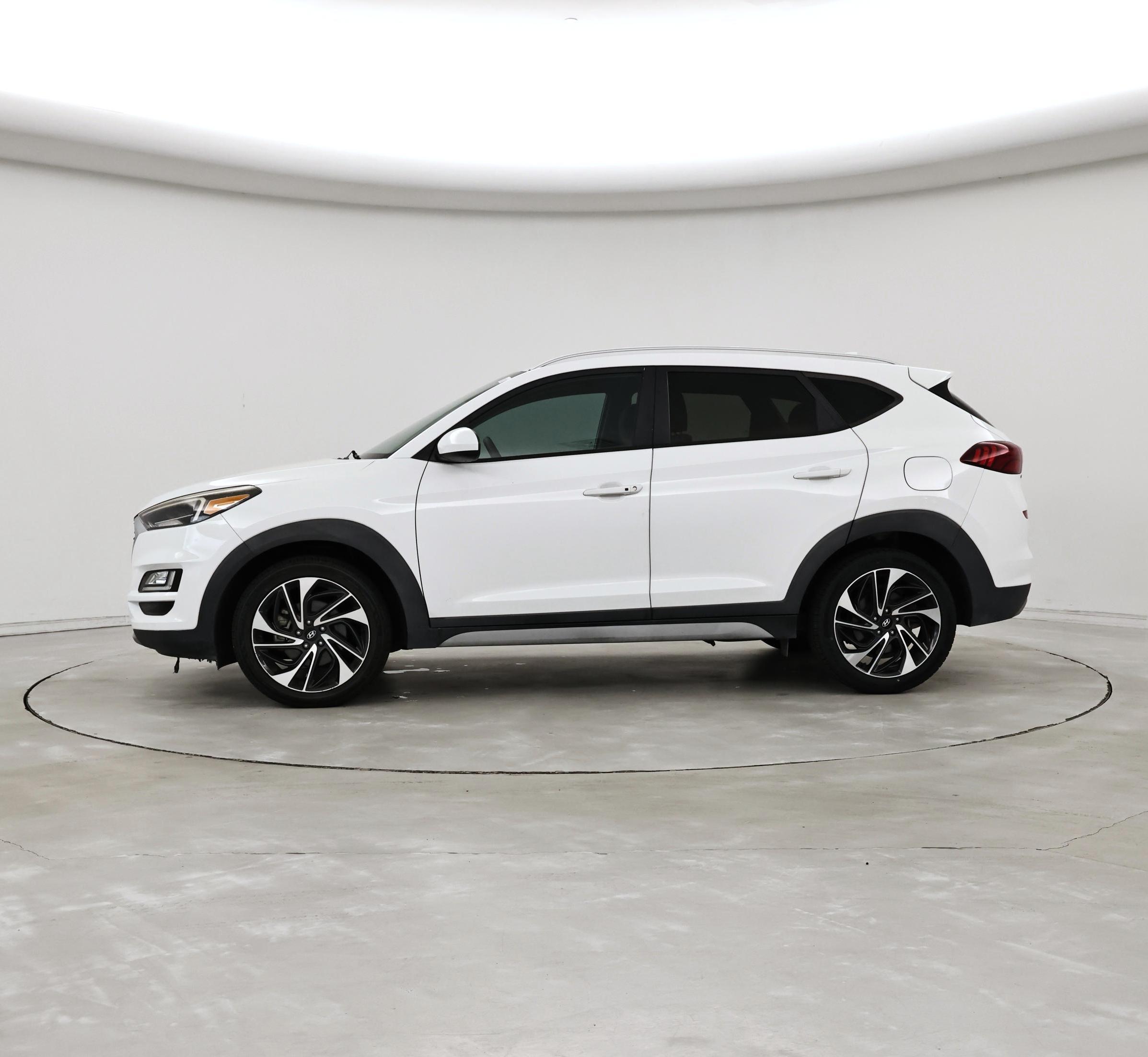 Thumbnail: 2019 Hyundai Tucson - 3