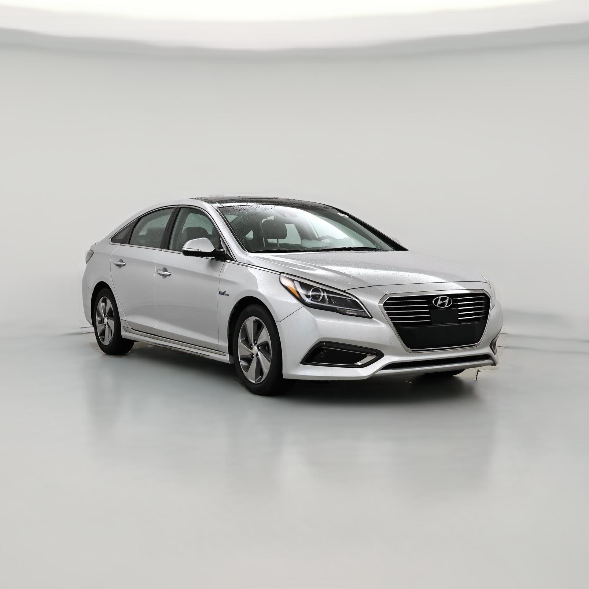 Thumbnail: 2016 Hyundai Sonata - 1