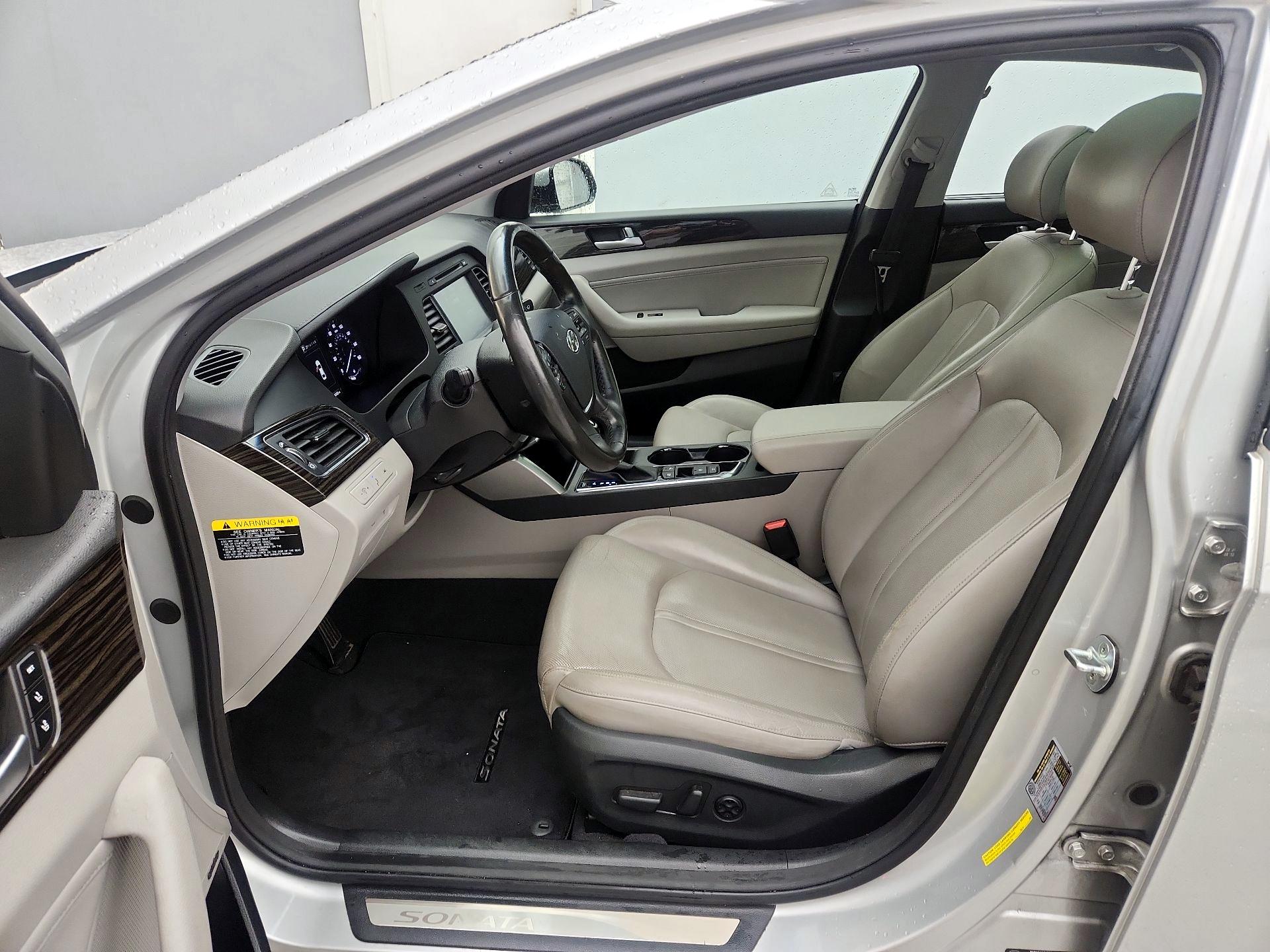 Thumbnail: 2016 Hyundai Sonata - 11