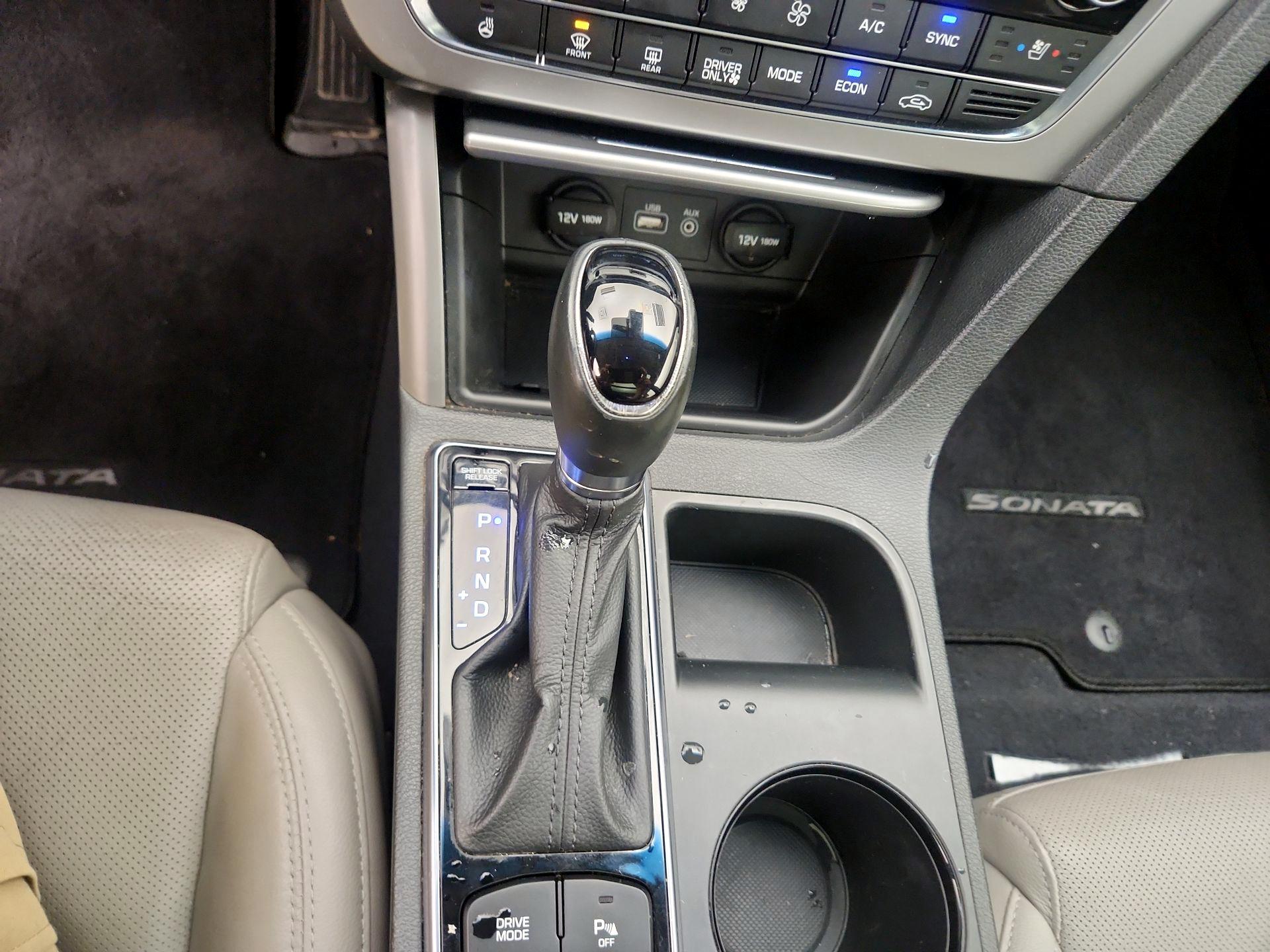 Thumbnail: 2016 Hyundai Sonata - 18