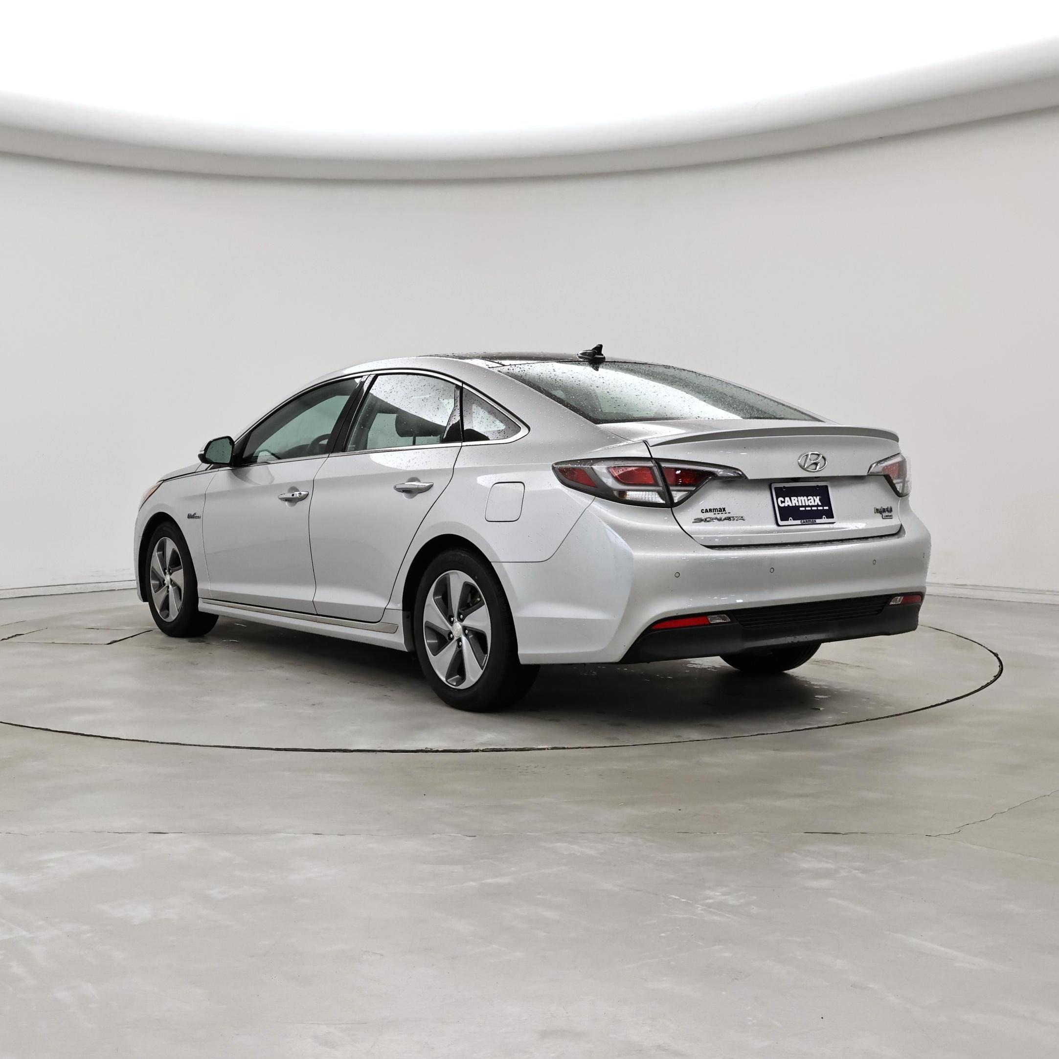 Thumbnail: 2016 Hyundai Sonata - 2