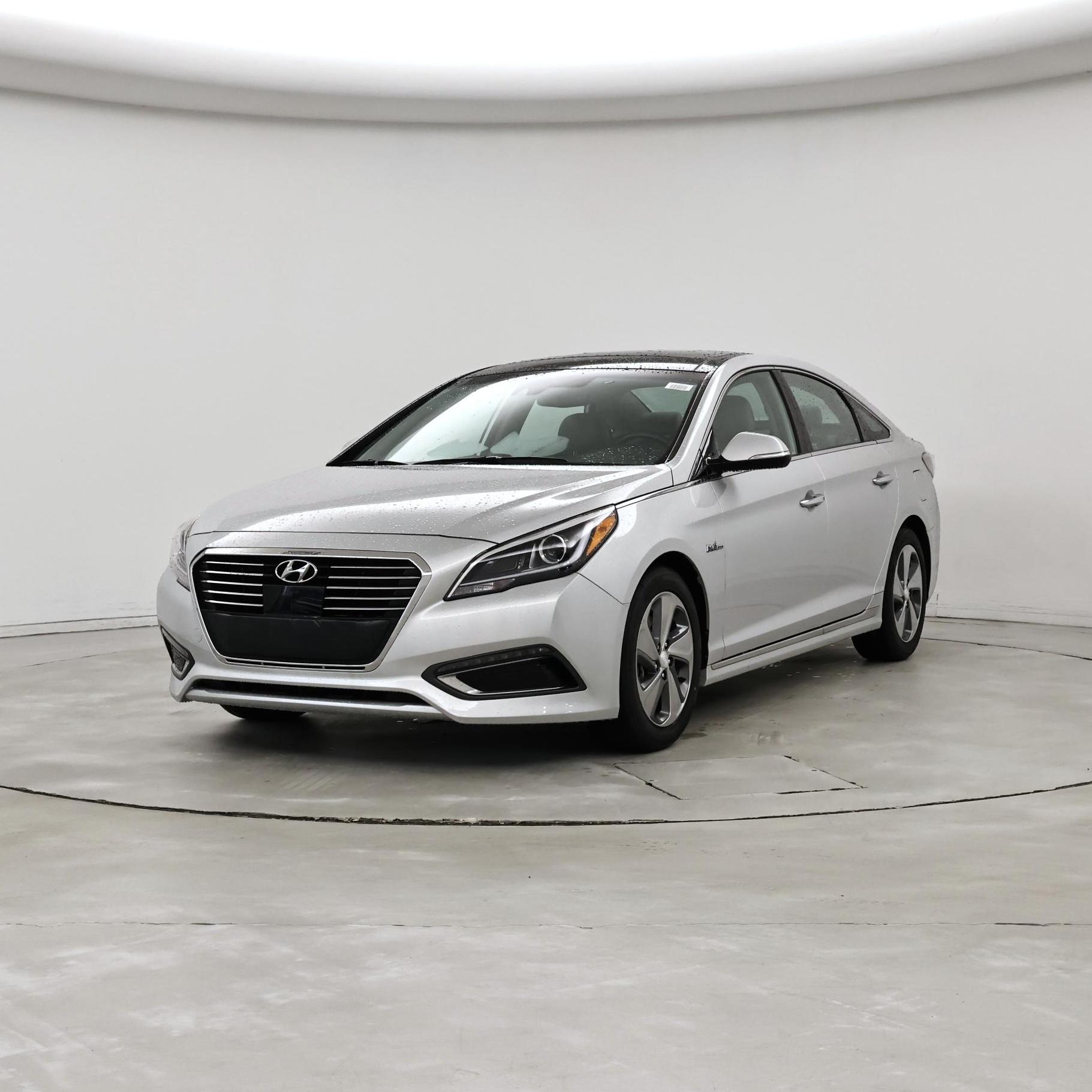 Thumbnail: 2016 Hyundai Sonata - 4